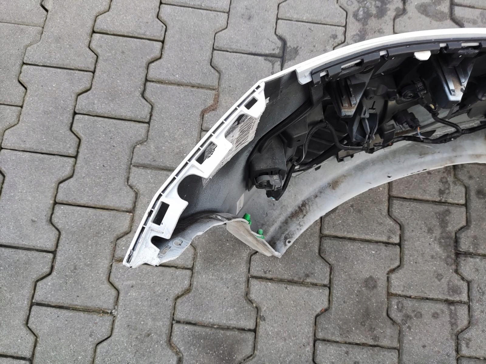 bumper front complete PDC sensors VOLVO V40 II LIFT 2016-2019 R-design