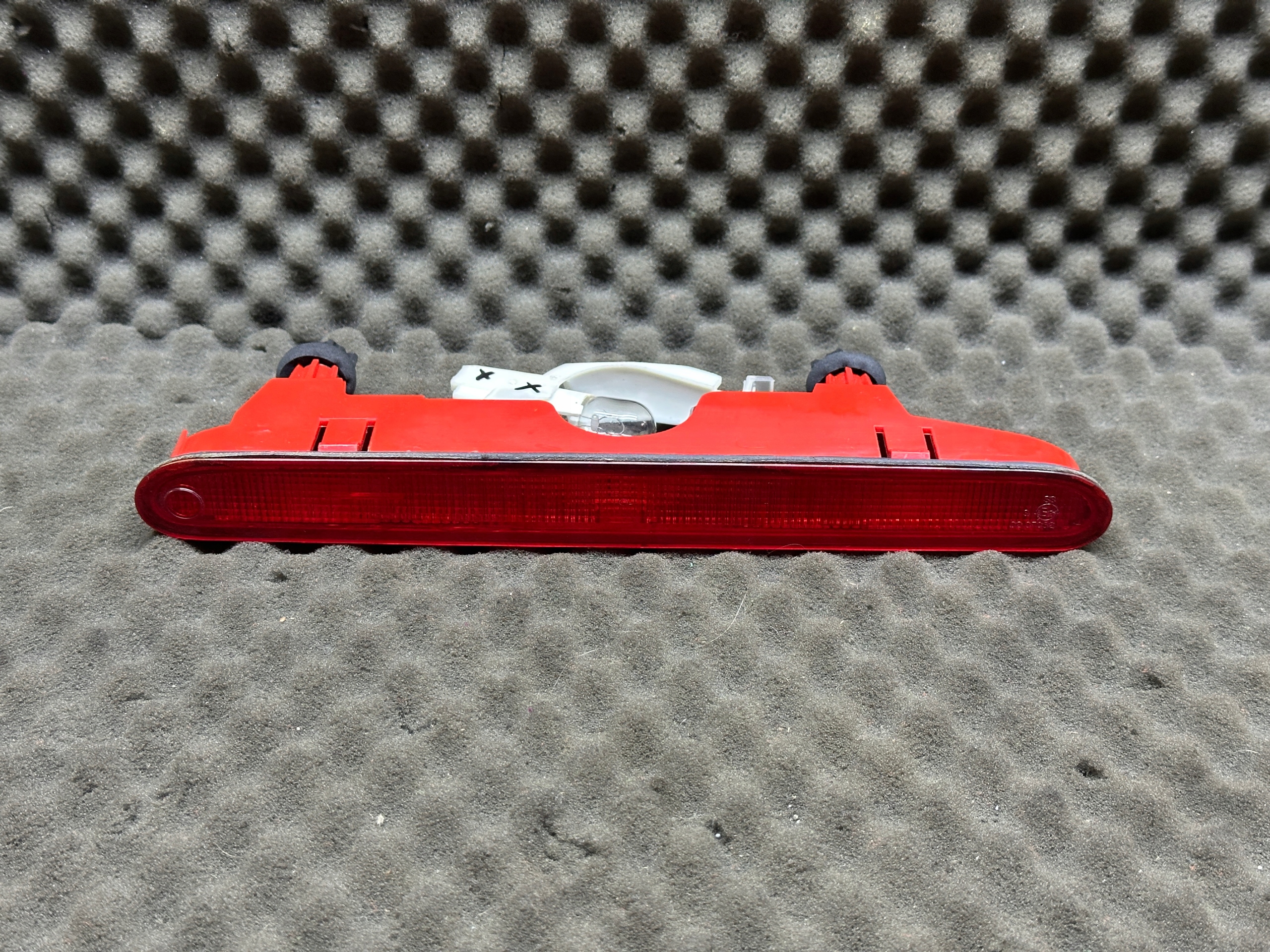 9682830180 TRZECIE ŚWIATŁO STOPU PEUGEOT CITROEN