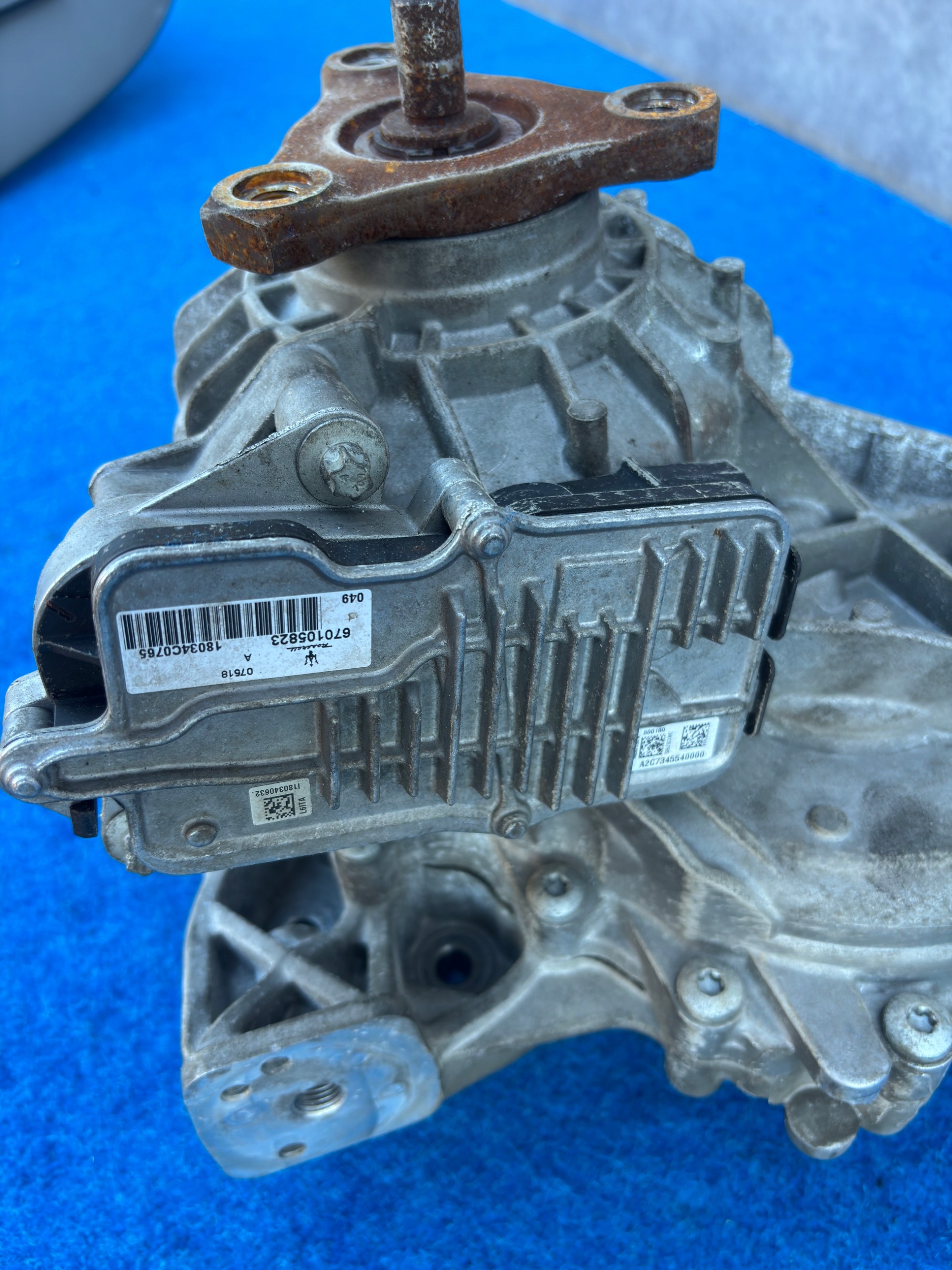 MASERATI LEVANTE Différentiel REDUKTOR Différentiel + Régulateur 06701058270 SP1/6