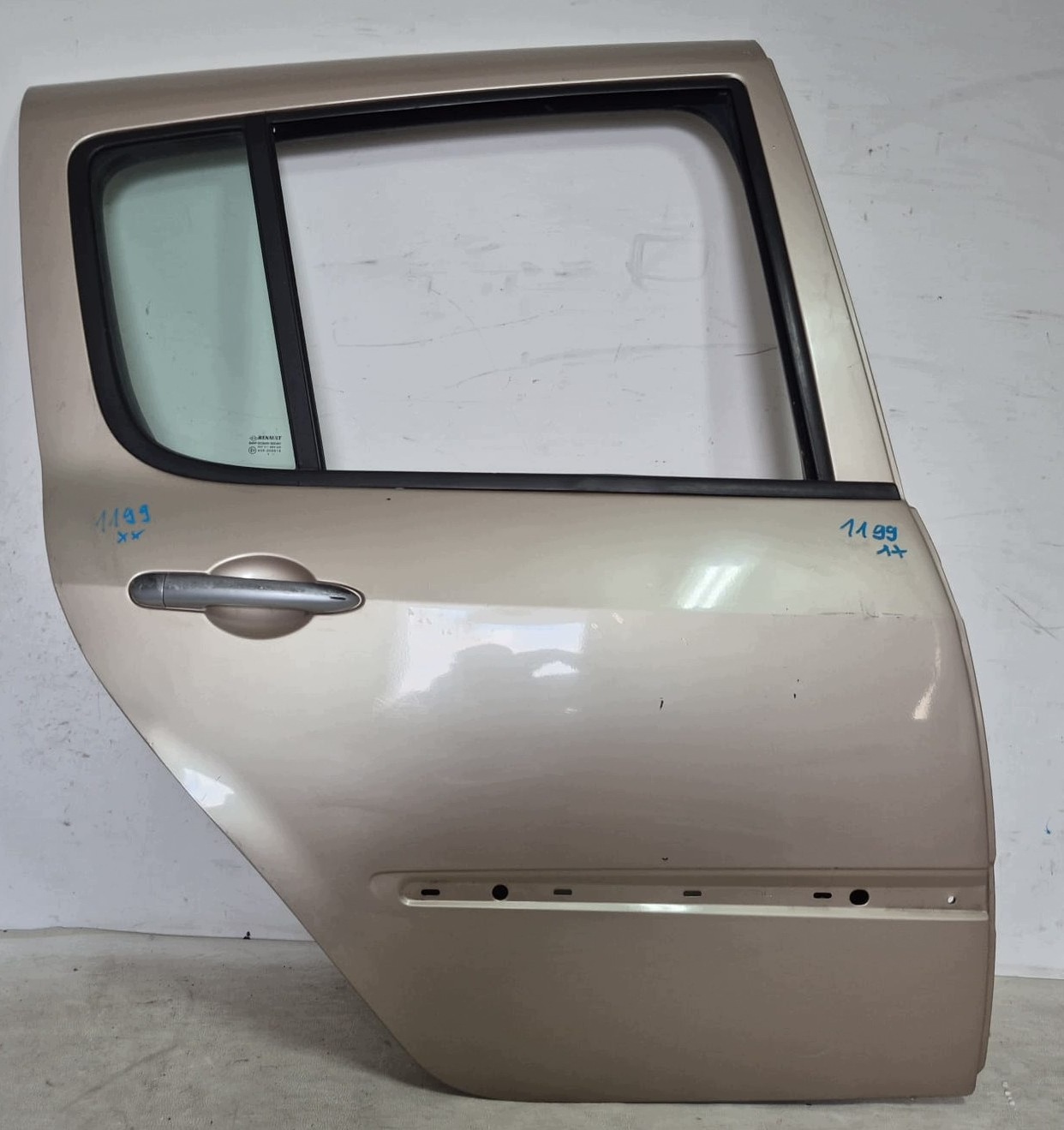 RENAULT MODUS und 04- Tür rechts heck hinten