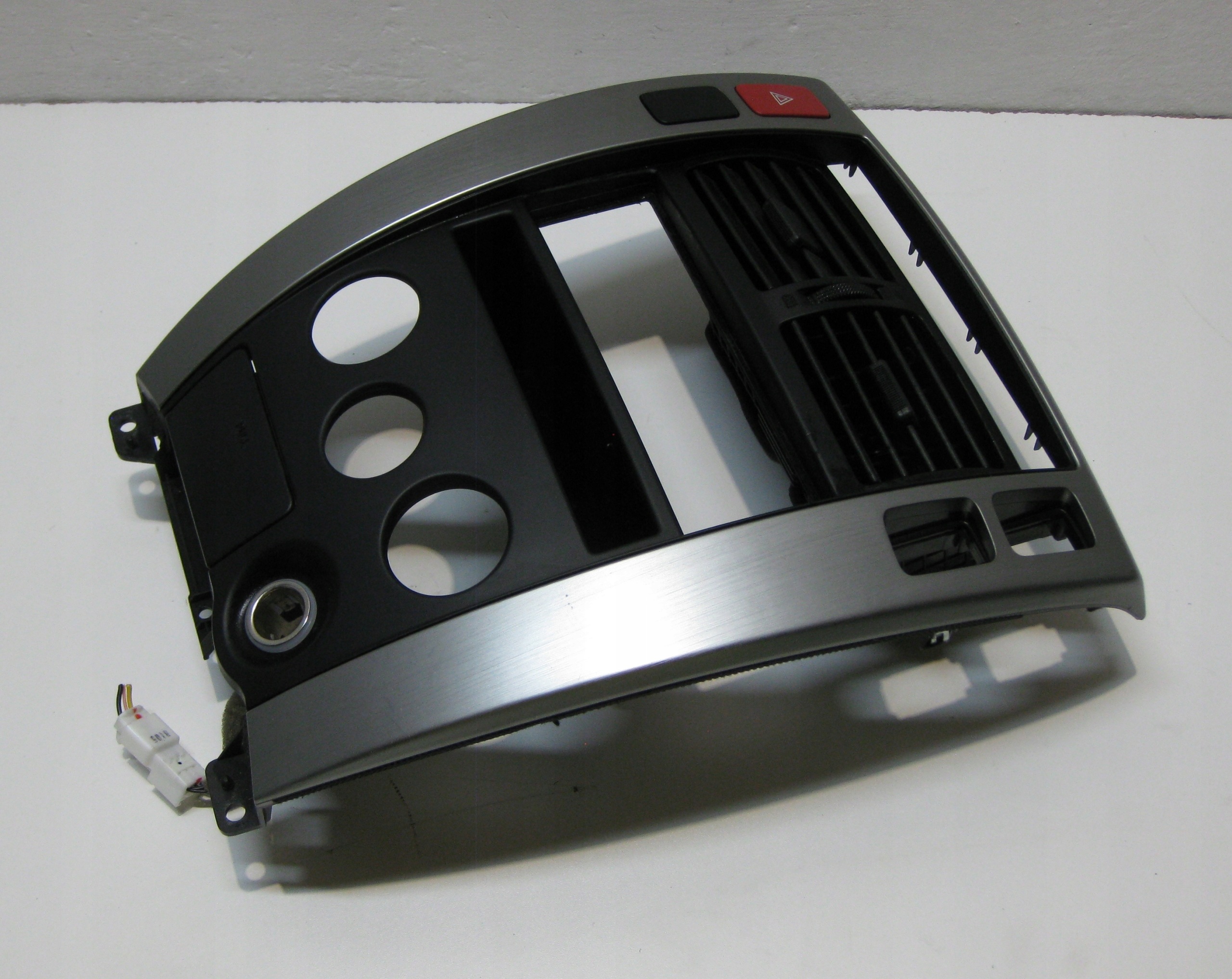 HYUNDAI TUCSON and 08R frame central KRATKI air conditioning devices U0501748