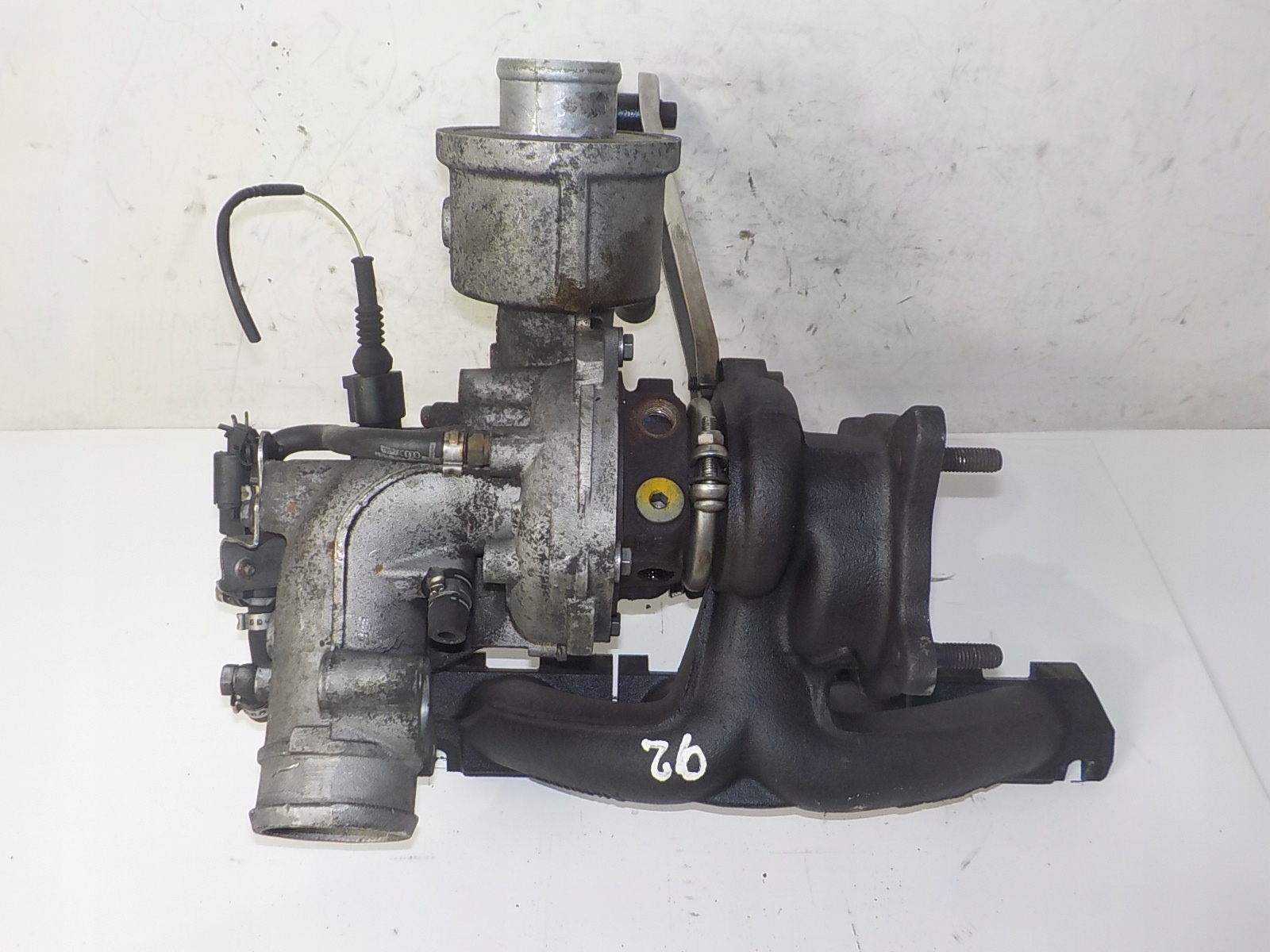 AUDI A4 B7 2.0 TFSI turbo TURBINA 06D145701G