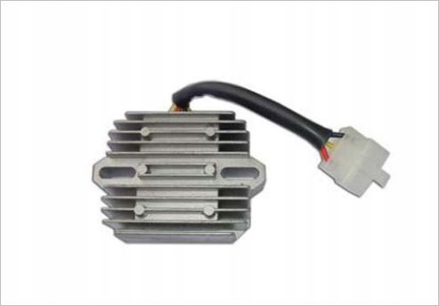 Regulátor napätia Vicma 14537