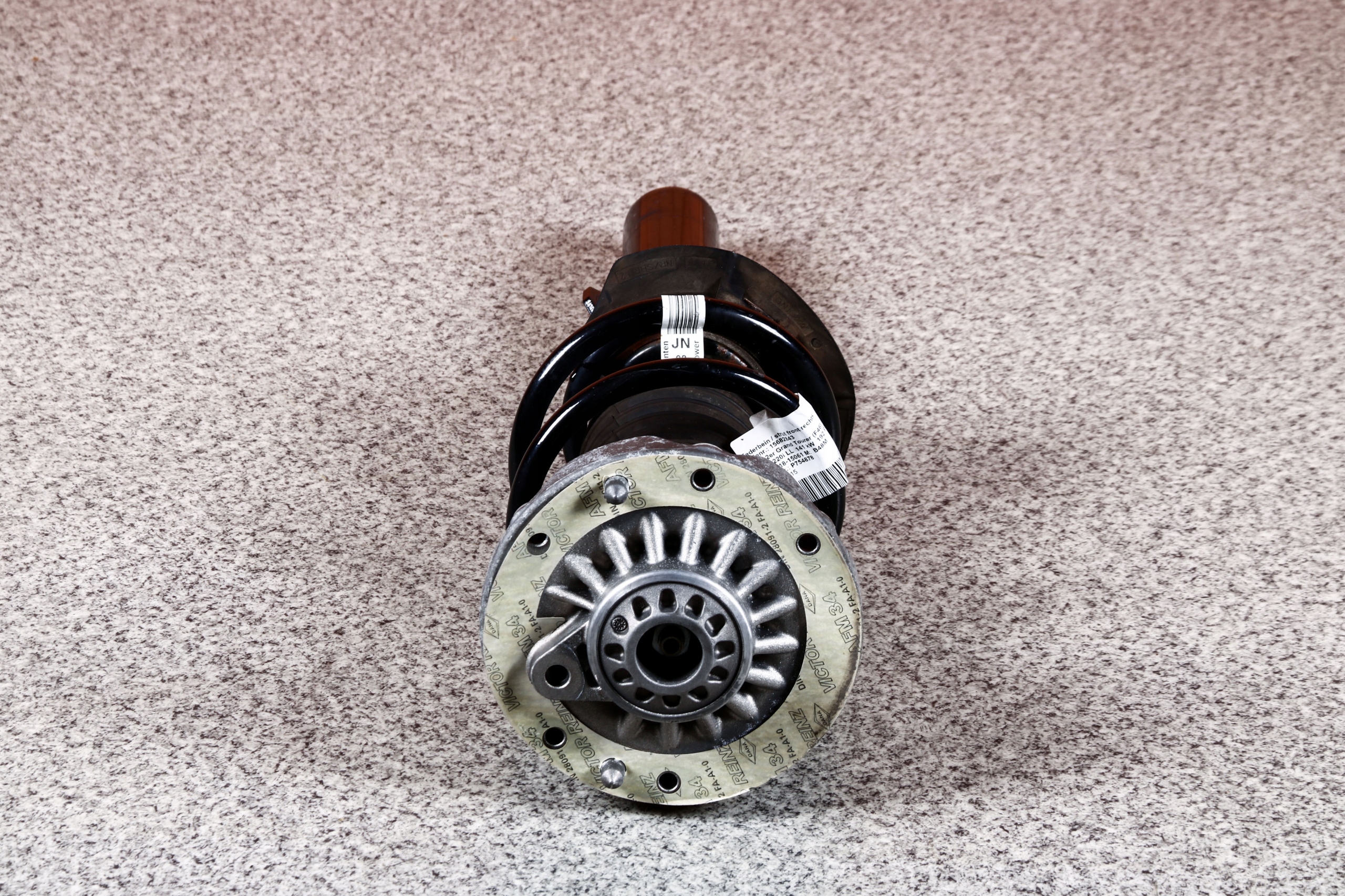 BMW F46 GRAN TOURER shock absorber left front 6872521