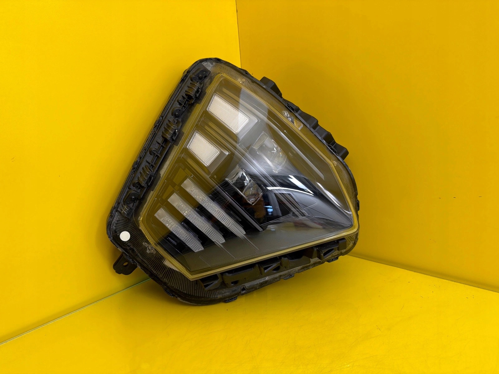 light right Hyundai Kona II 2023- Full Led 92102BE100