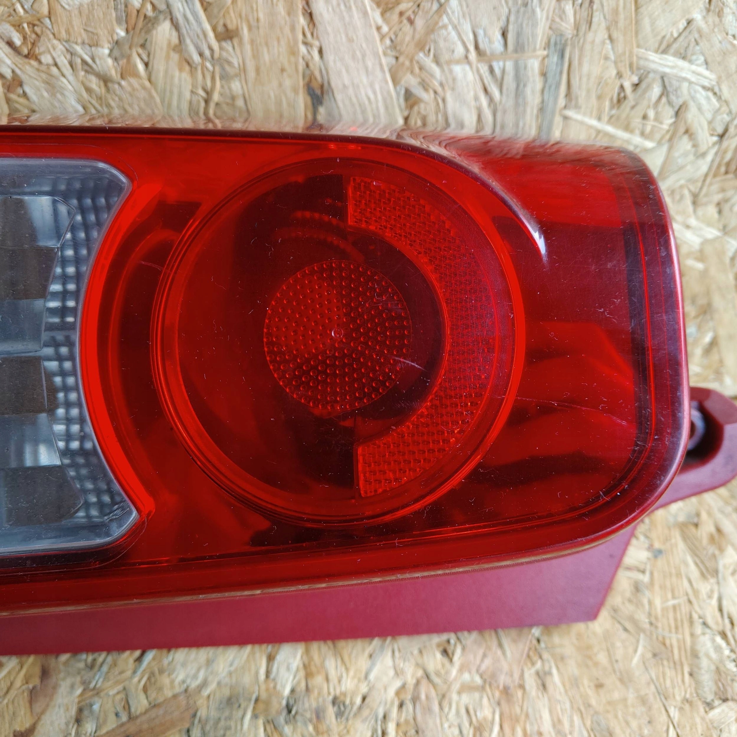 light rear rear part side left Peugeot Partner 9680608080