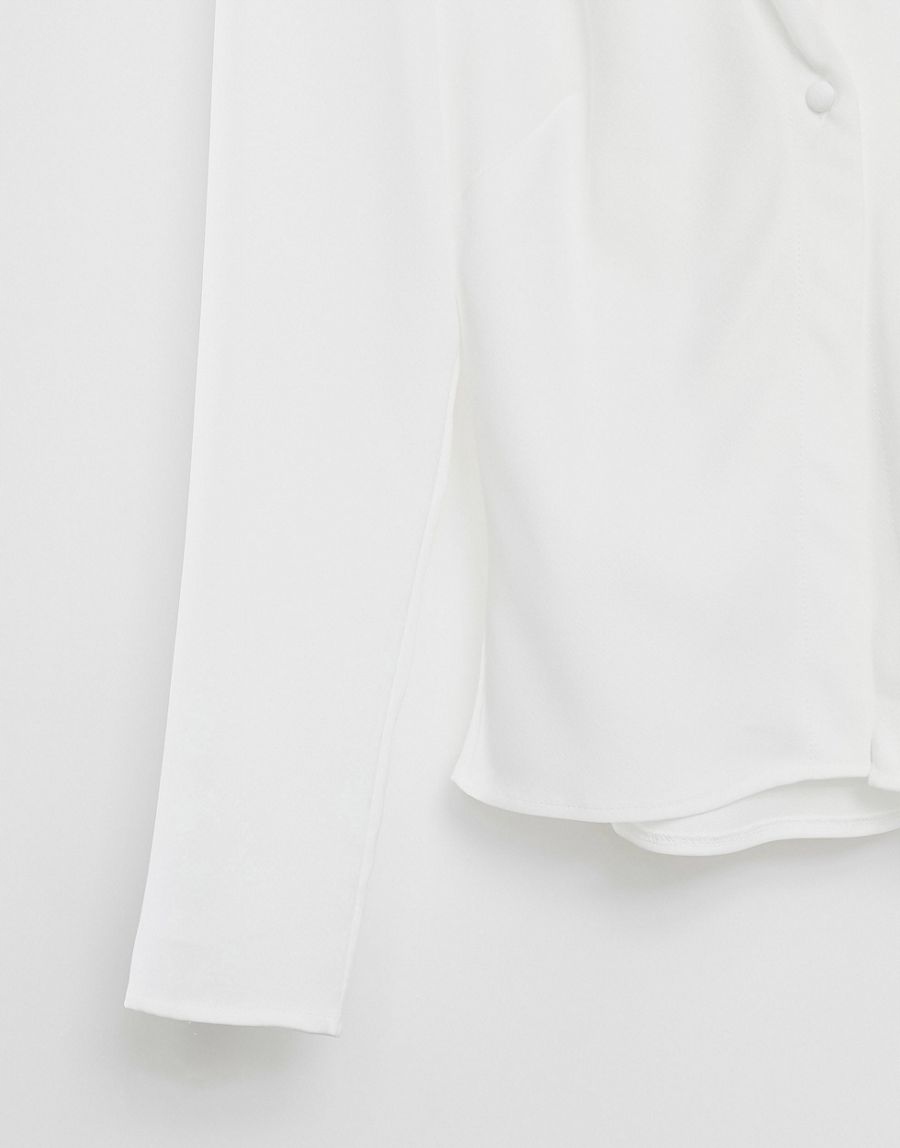 KOSZULA DAMSKA ECRU ELEGANCKA SATYNOWA _ 36 S Dekolt kołnierzyk