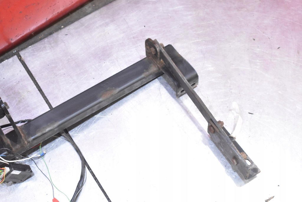 Gancio traino PEUGEOT 3008 e 2009-16 + modulo 7PIN
