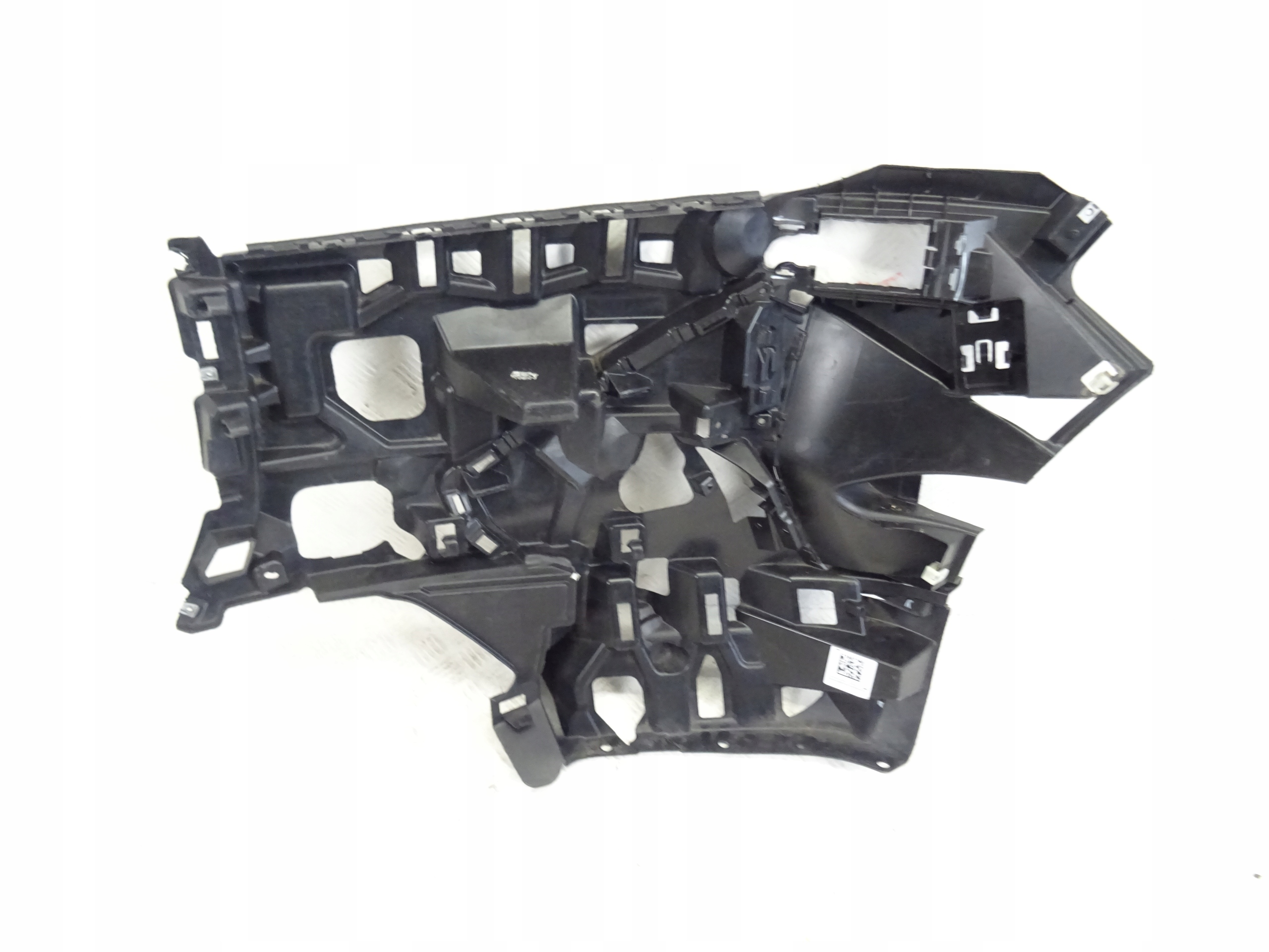 BMW IX I20 right bumper bracket front front