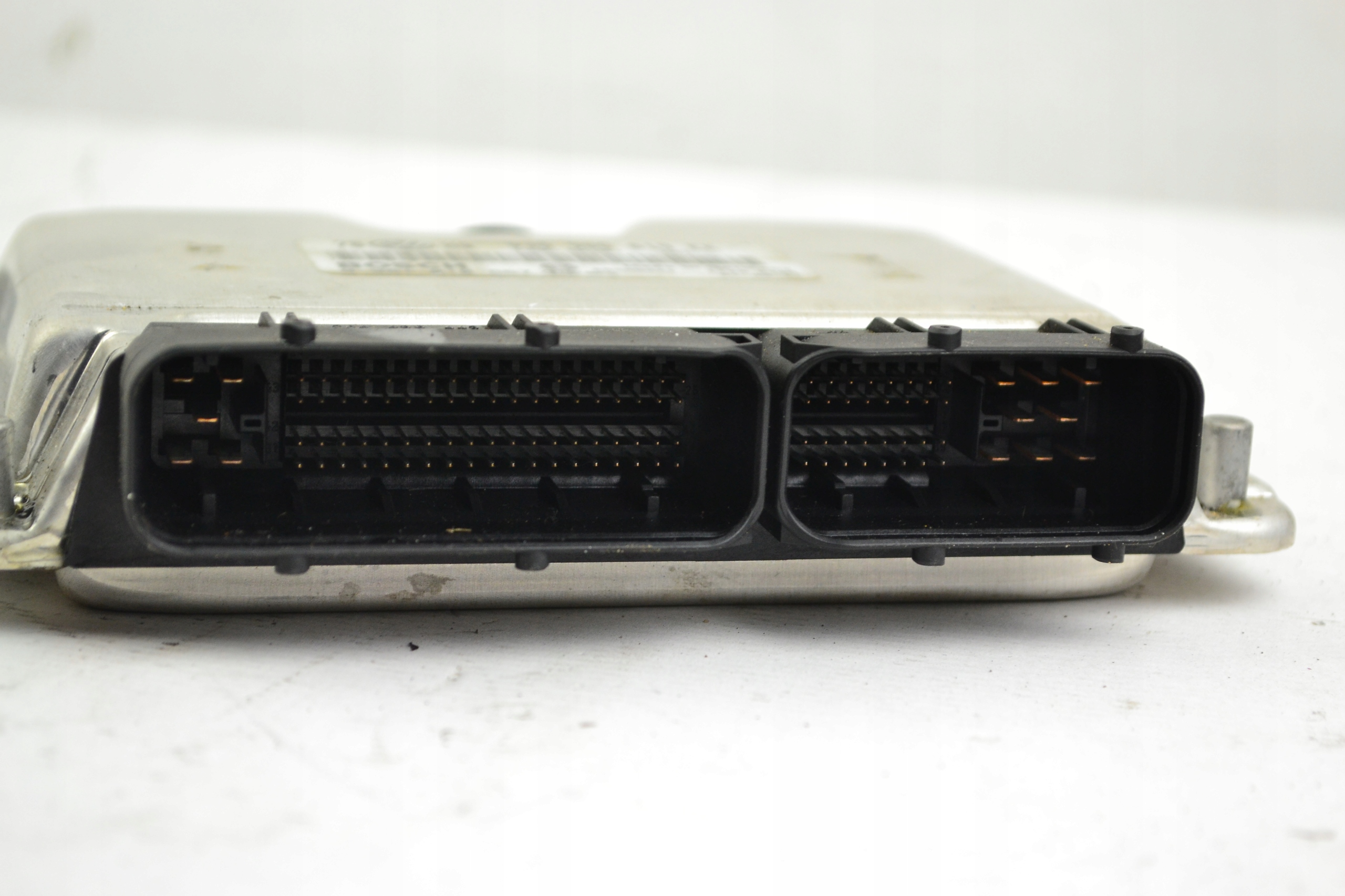 control unit computer of the engine VOLKSWAGEN VW PASSAT B5 1.9TDI 038906019EK