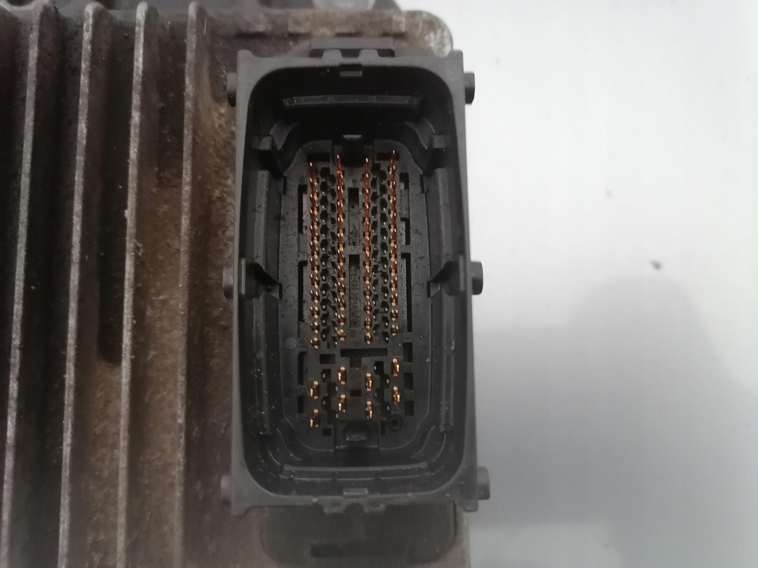 control unit of the engine 8973509485 1.7CDTI OPEL