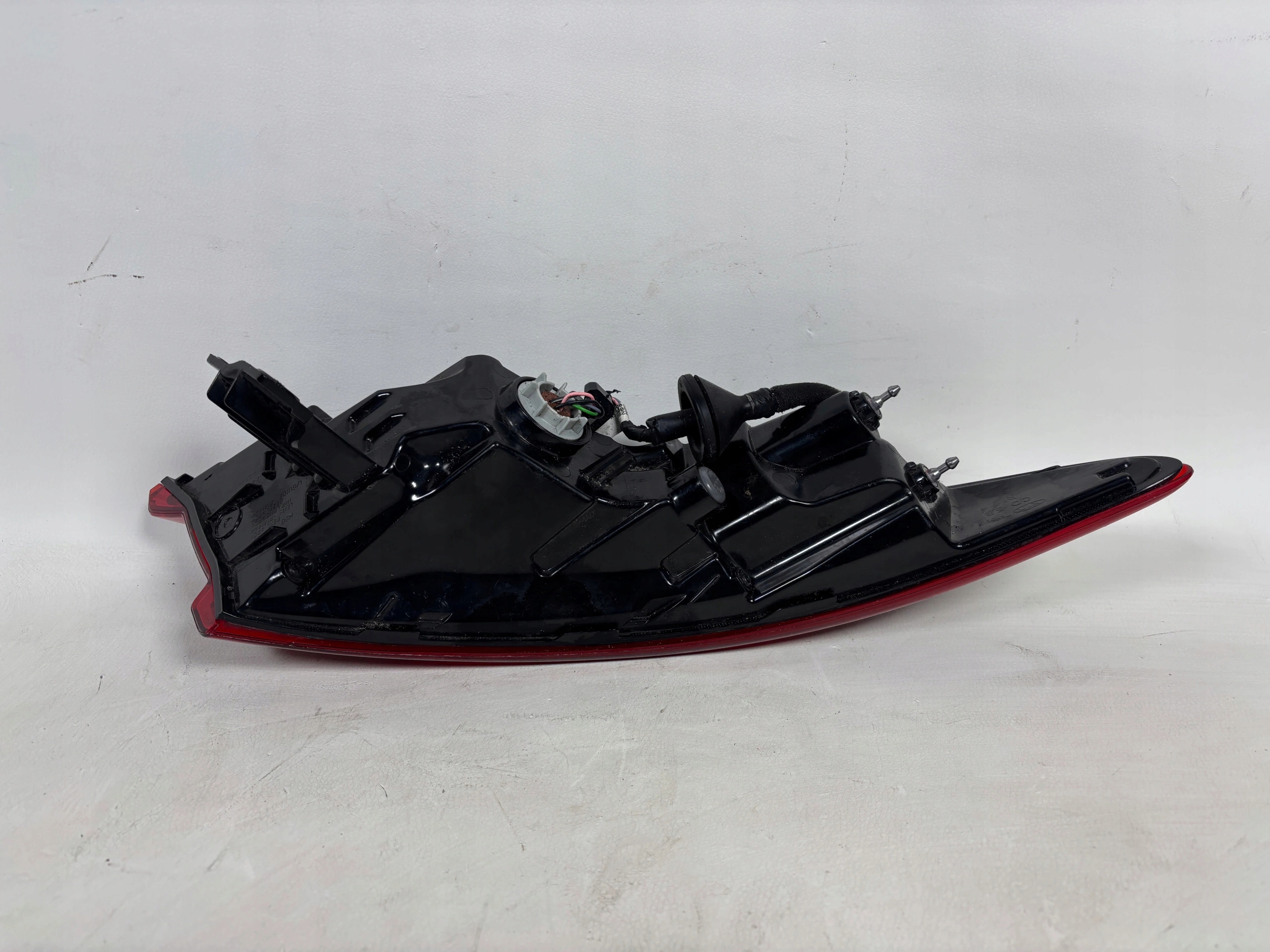 Kia Proceed 3 III 18- light rear part 92402J7200