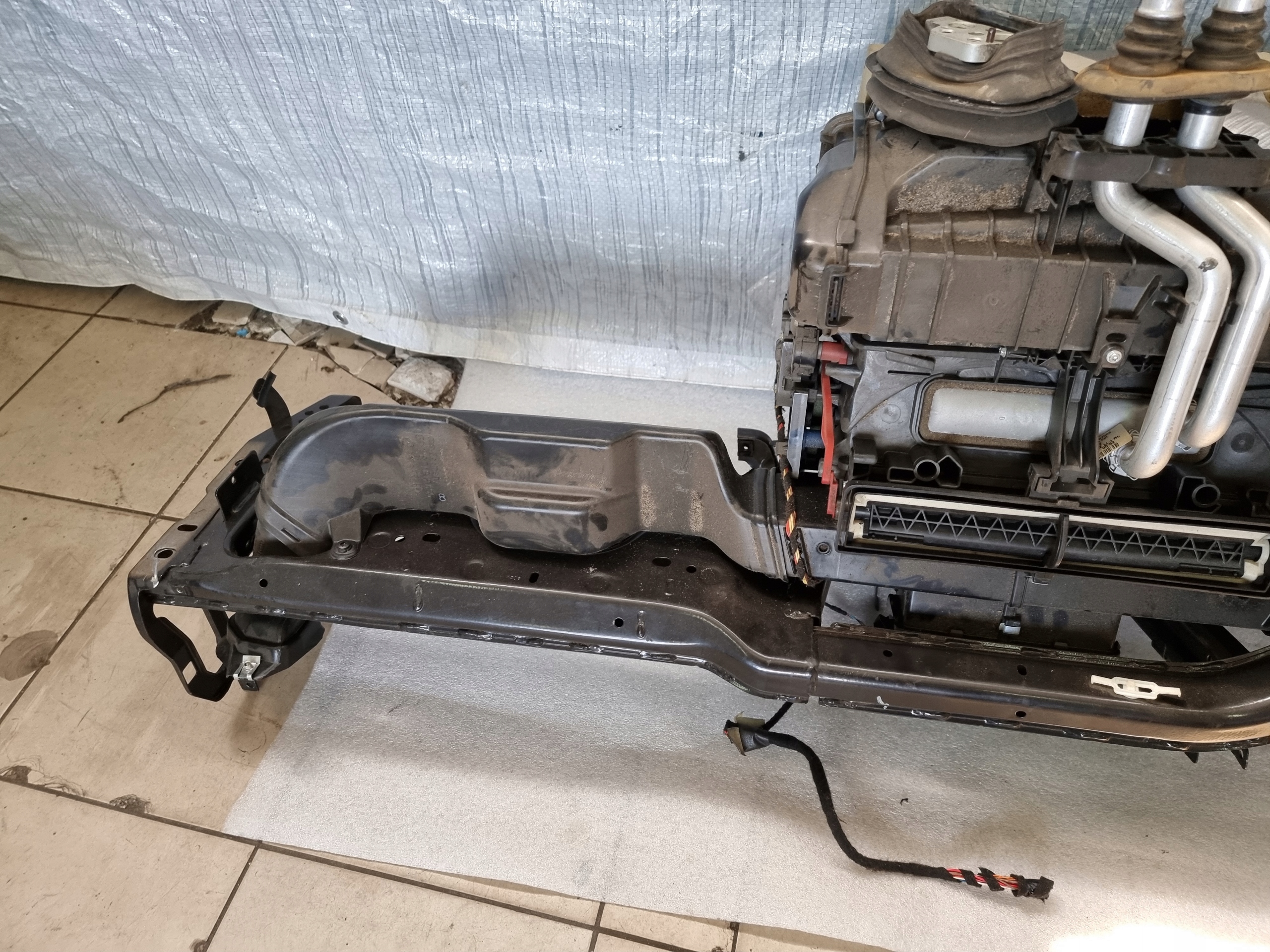 радиатор отопителя Audi A4 B8 8K0 A5 8T0