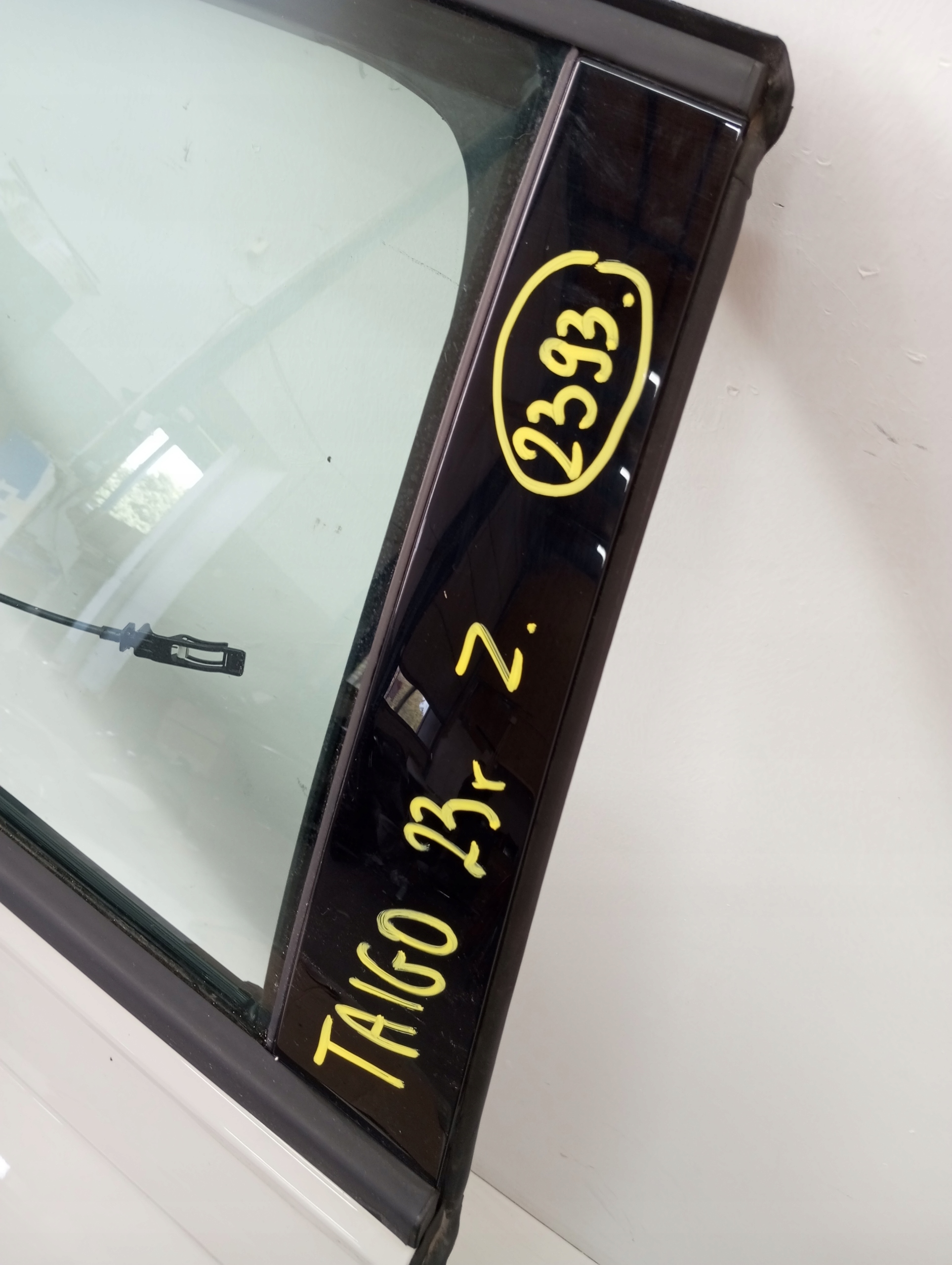 door right rear. VW TAIGO 2G7 23R