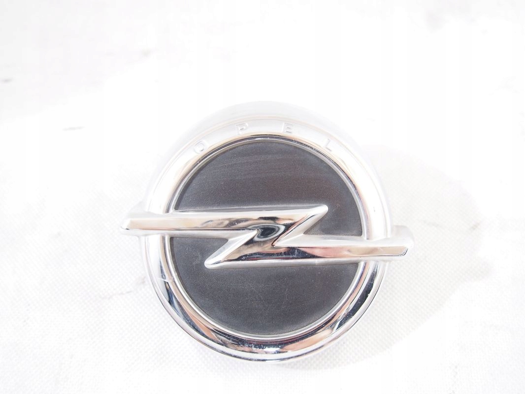 Opel Corsa E 15r logo logo emblemat boot door rear button