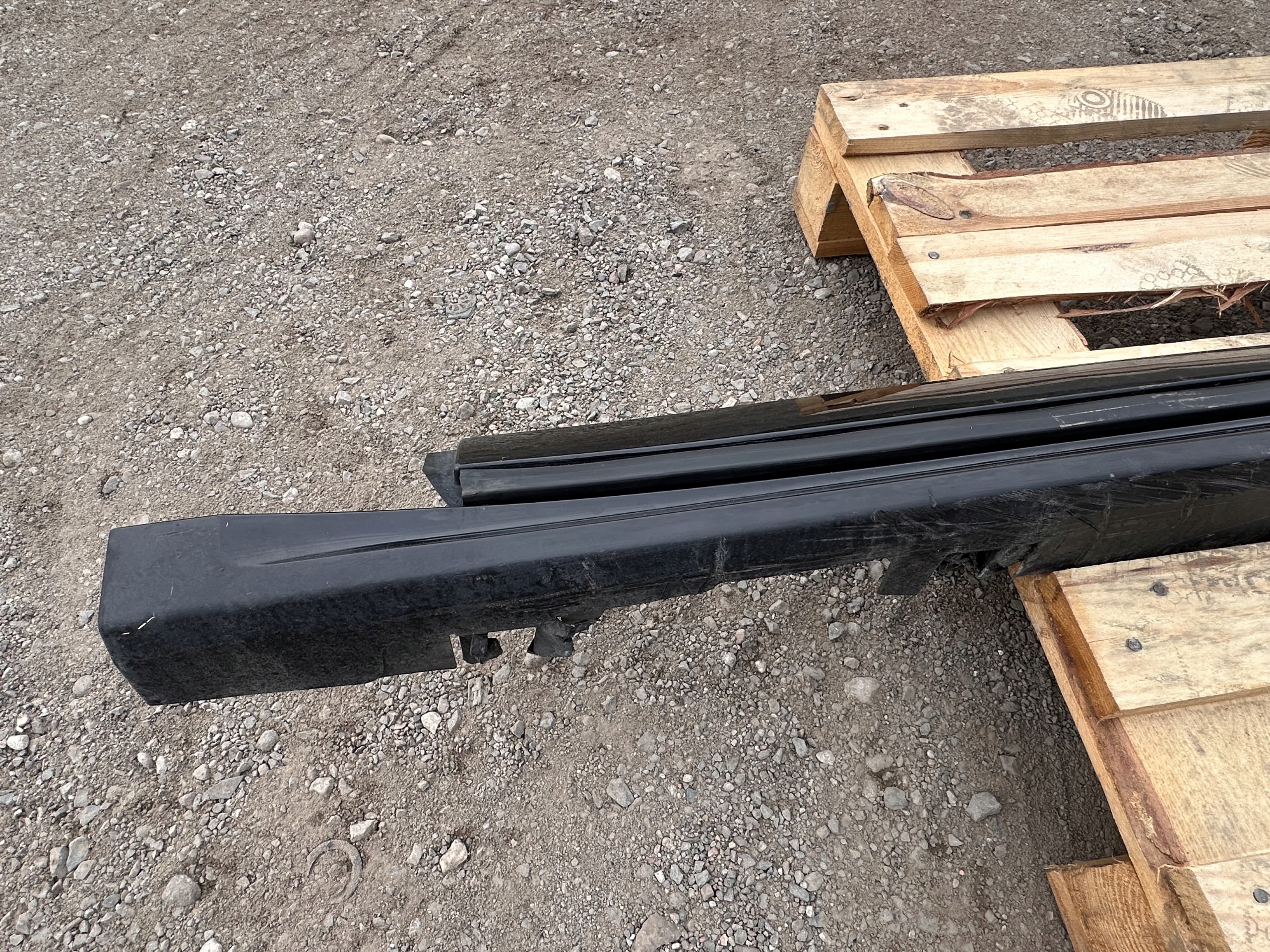 moulding threshold side threshold left left Lincoln Continental 2016+