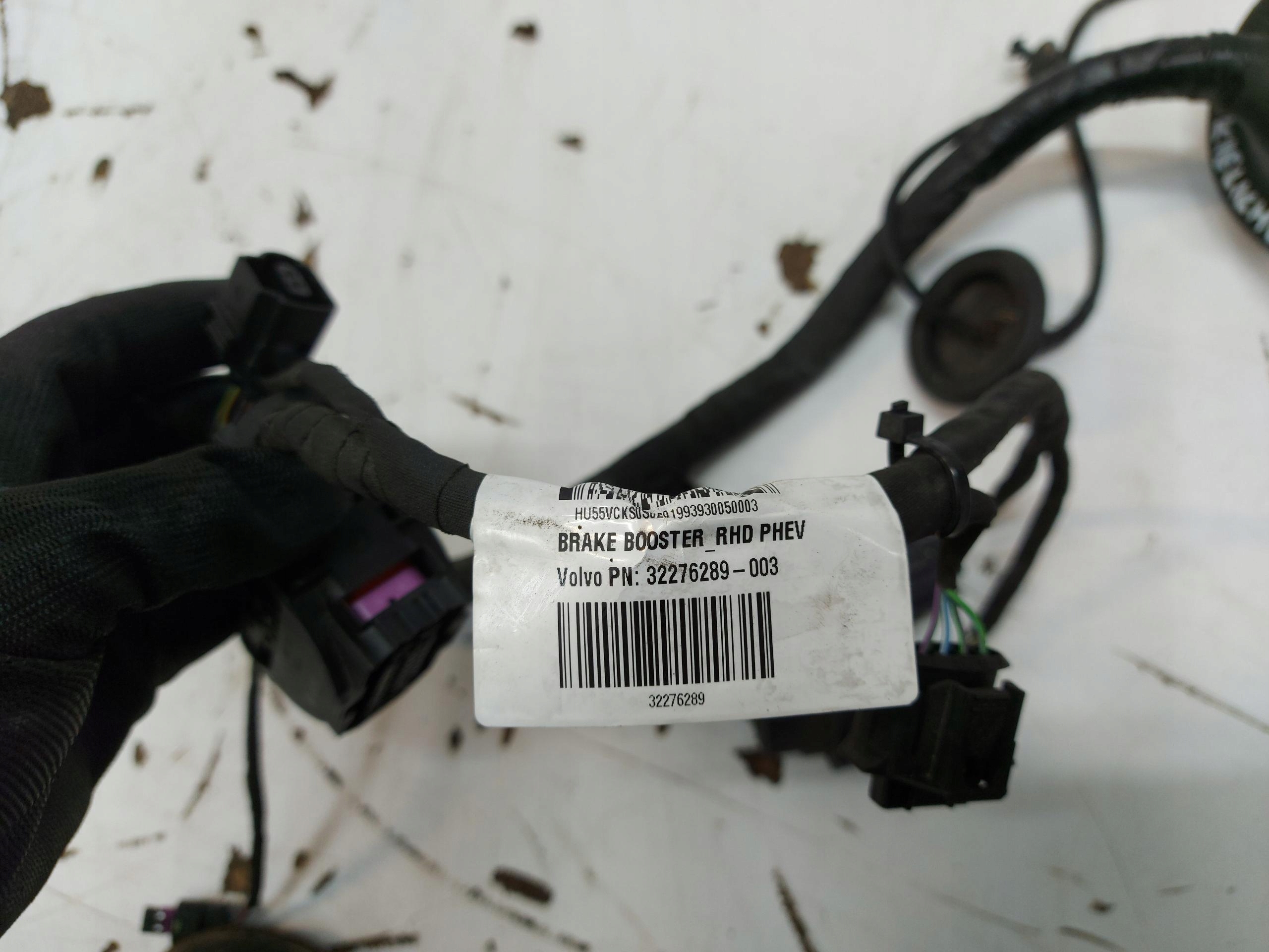 Volvo XC40 T5 EH bundle INSTALCAJA right front