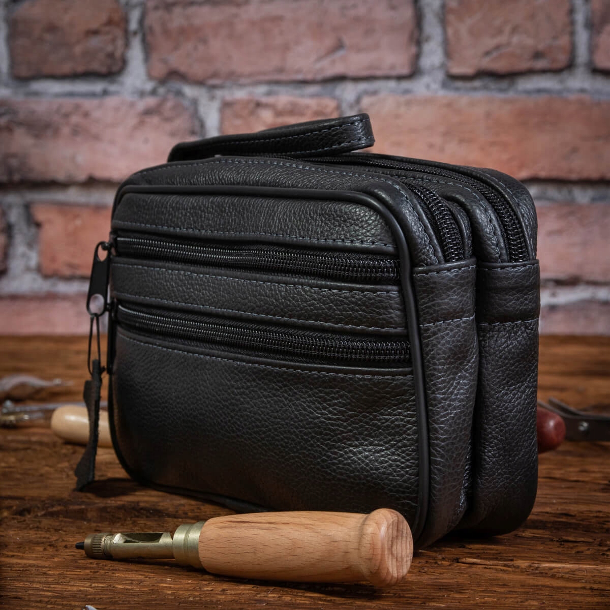 Černá pánská taška na dokumenty do ruky z přírodní kůže Belveder M2D