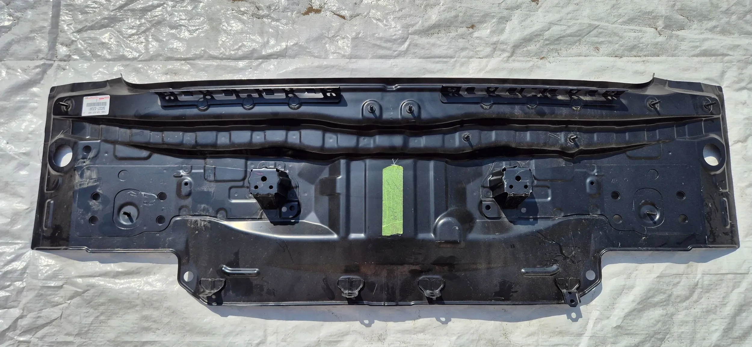 LEXUS IS III 13-21 pas tylny NOWY ORG