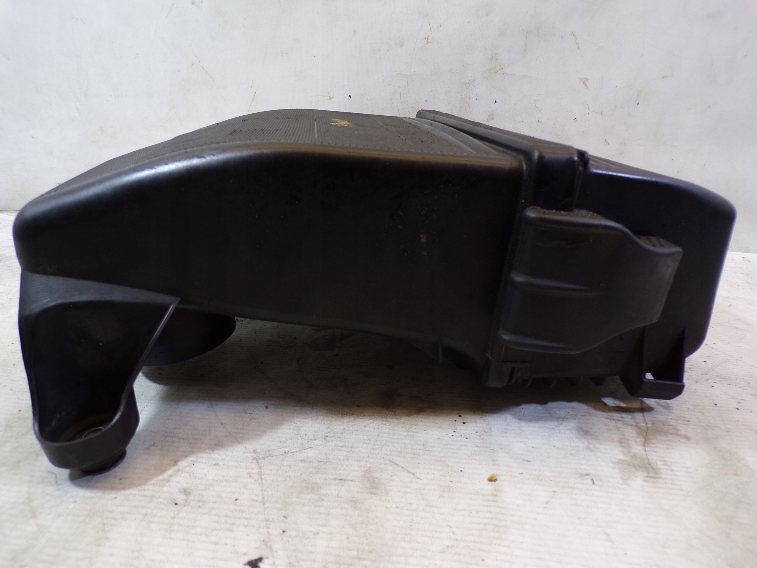 Gehäuse filter luft FIAT PANDA 2 II 1.2 51774986