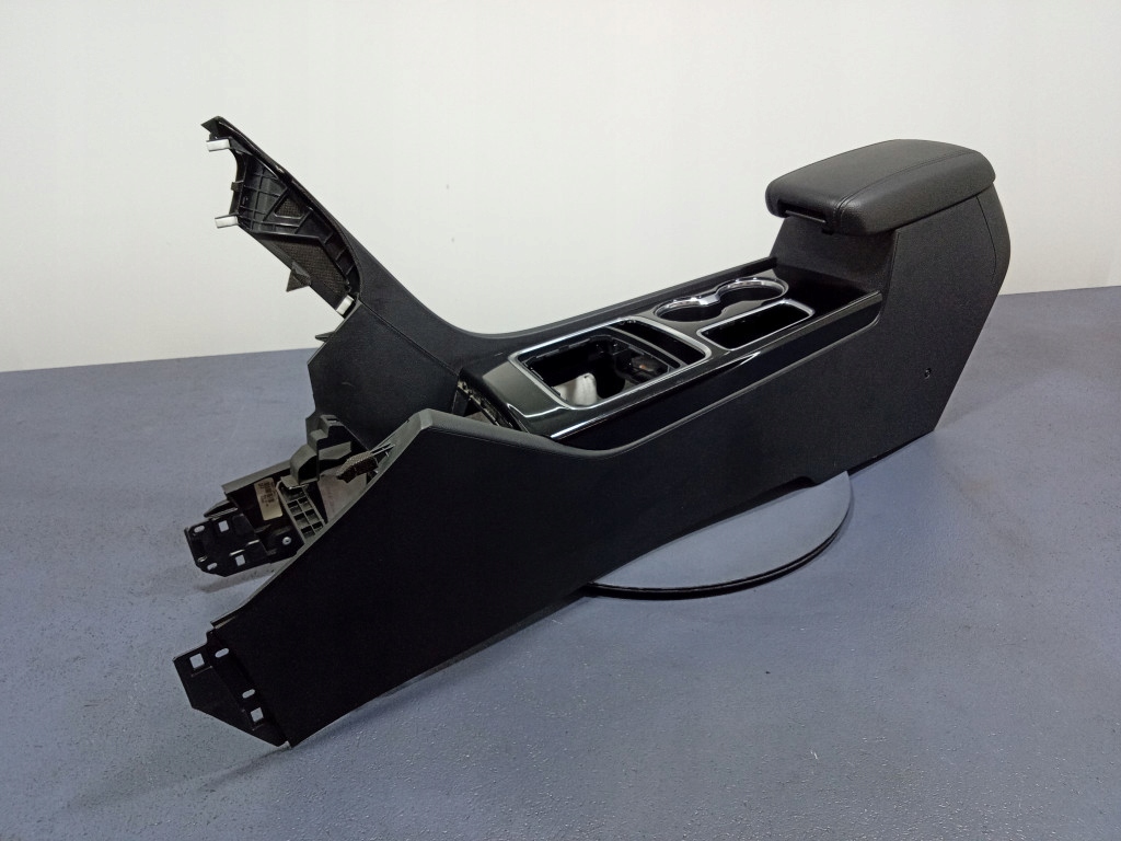 kia OPTIMA IV JF тунель середина подлокотник