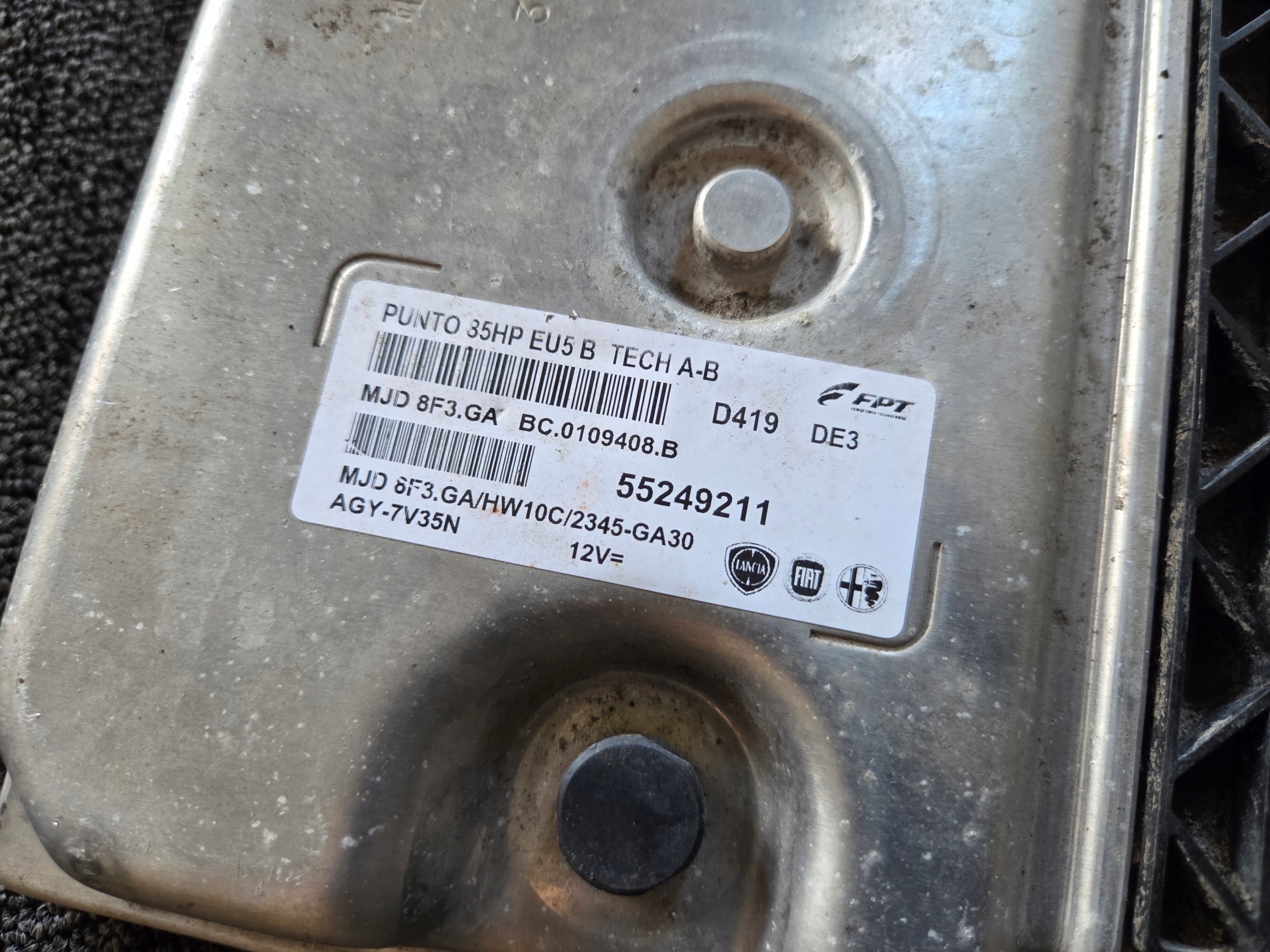 control unit FIAT PUNTO computer 55249211 MJD 8F3.GA