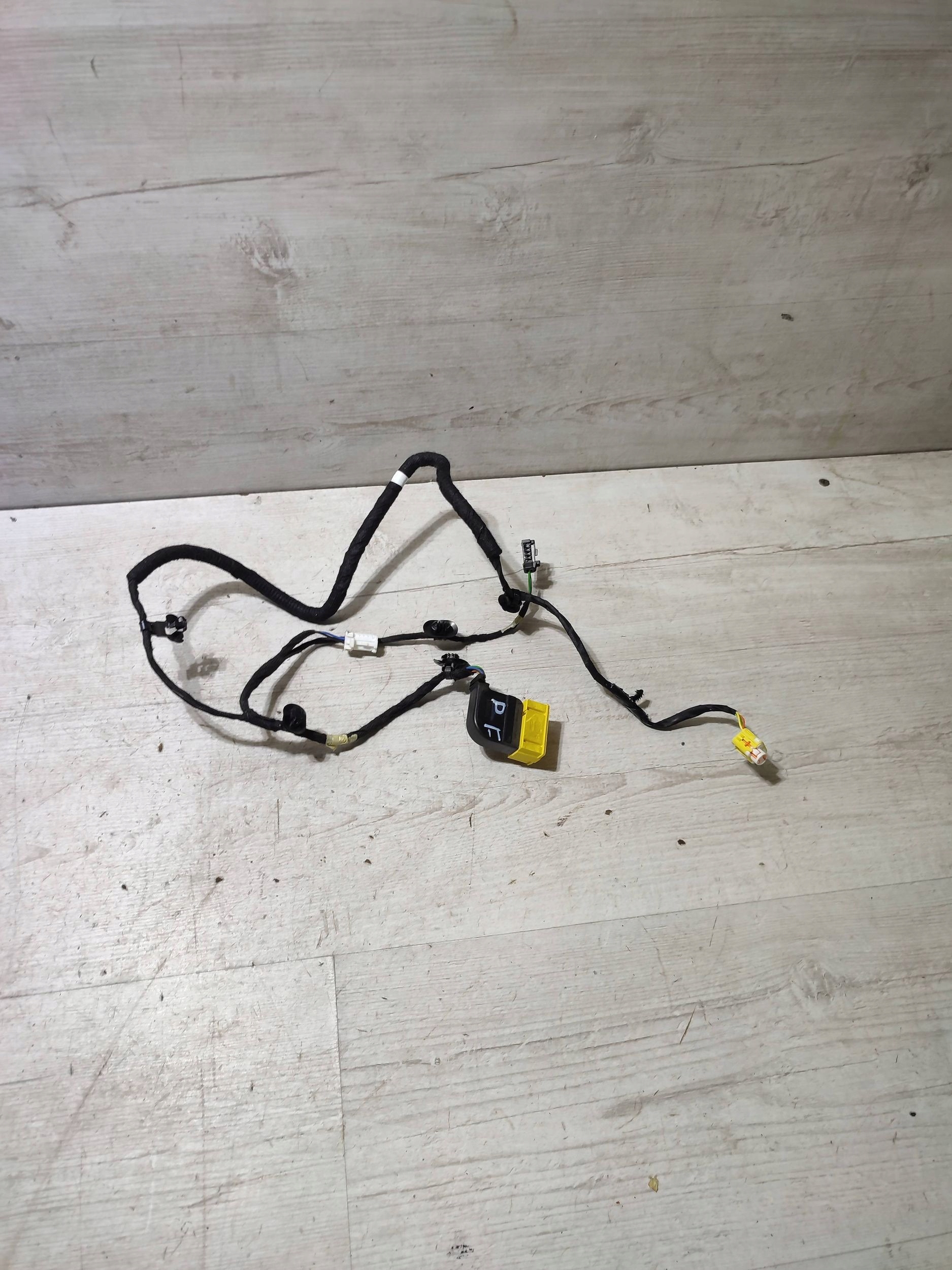 Opel Corsa F 2022 right side bundle siedziska