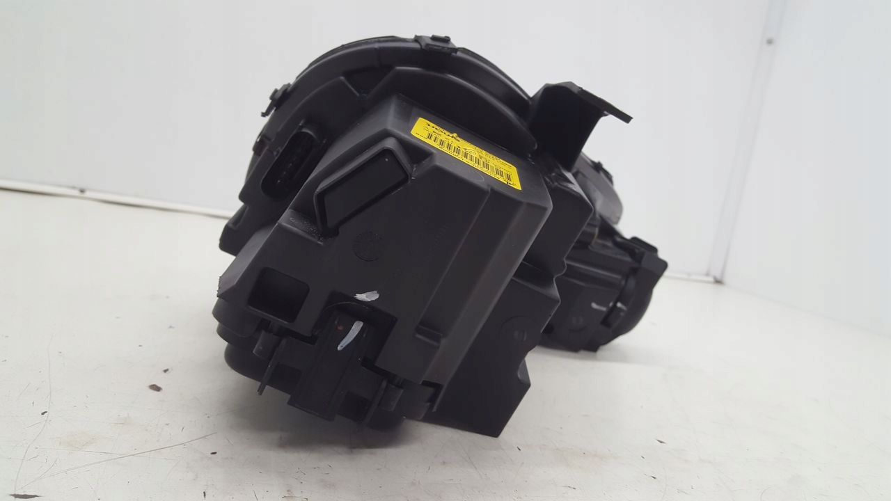 light front front left Smart Forfour