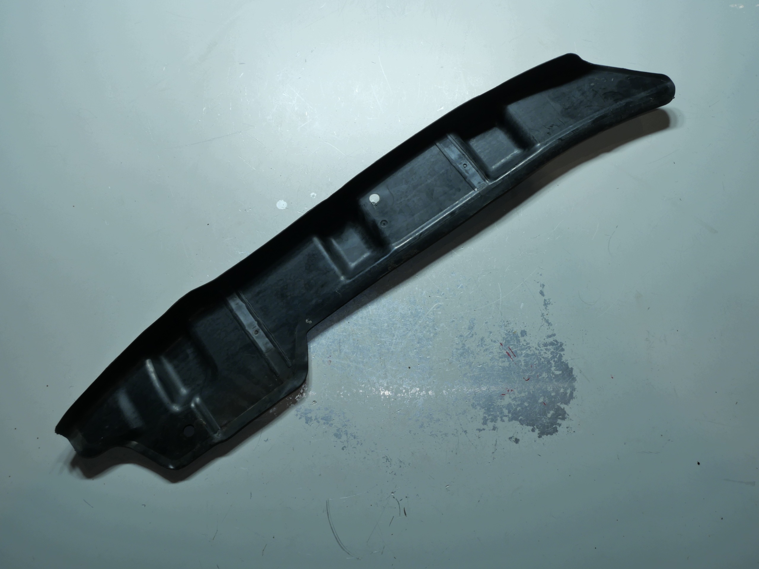 insonorisation couverture aile gauche SKODA SUPERB II 3T0821111