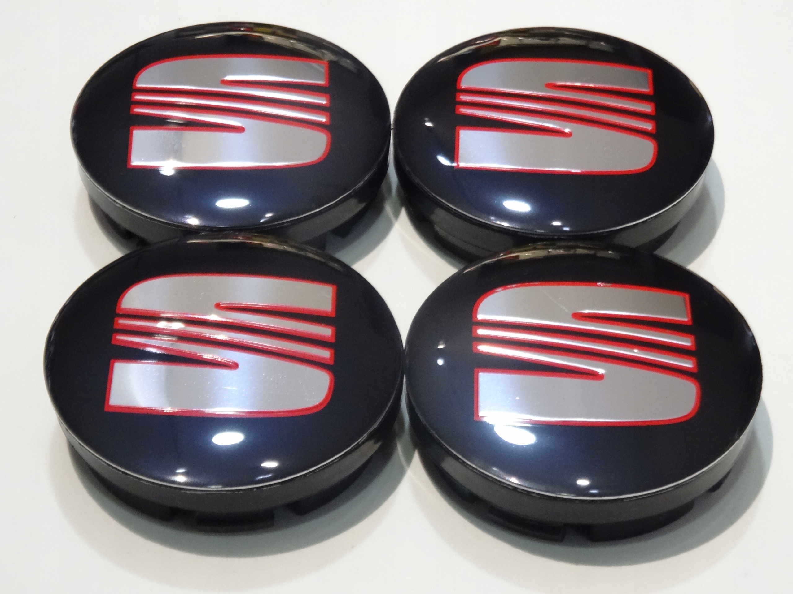 

4x Dekle dekielki emblem na felgi Seat 56 mm cz/cr