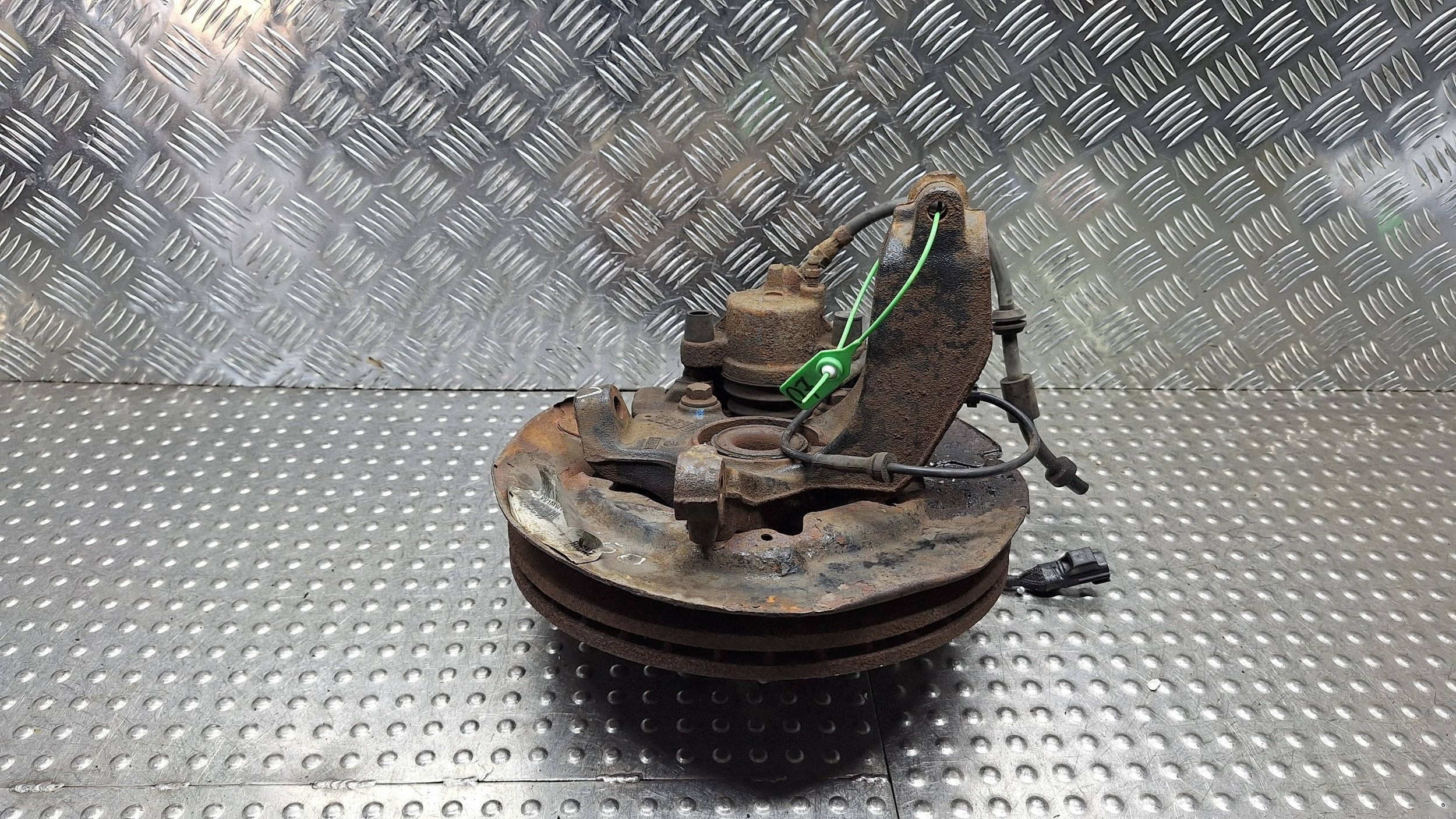 swing right front 3M51-3K170-BF FORD FOCUS MK2 C MAX MK1