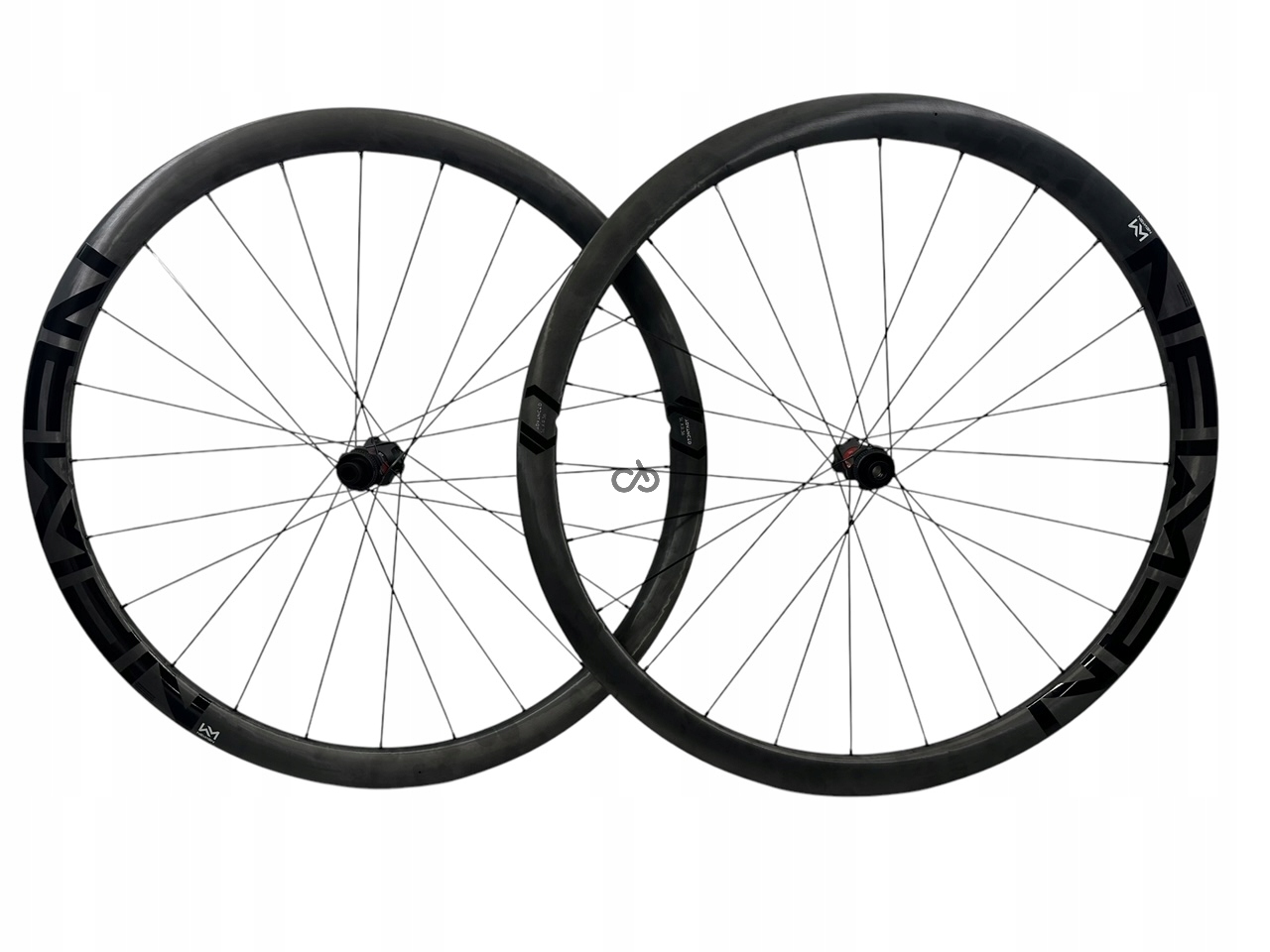 Kola Newmen Xr 36 Carbon Advanced Dt Swiss 350 1430 g Gravel