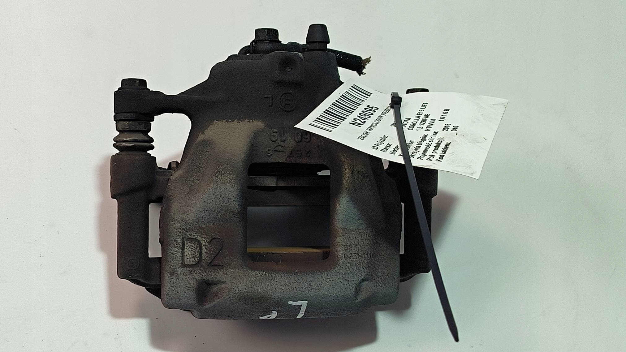 třmen brzdový předek levý TOYOTA COROLLA E18