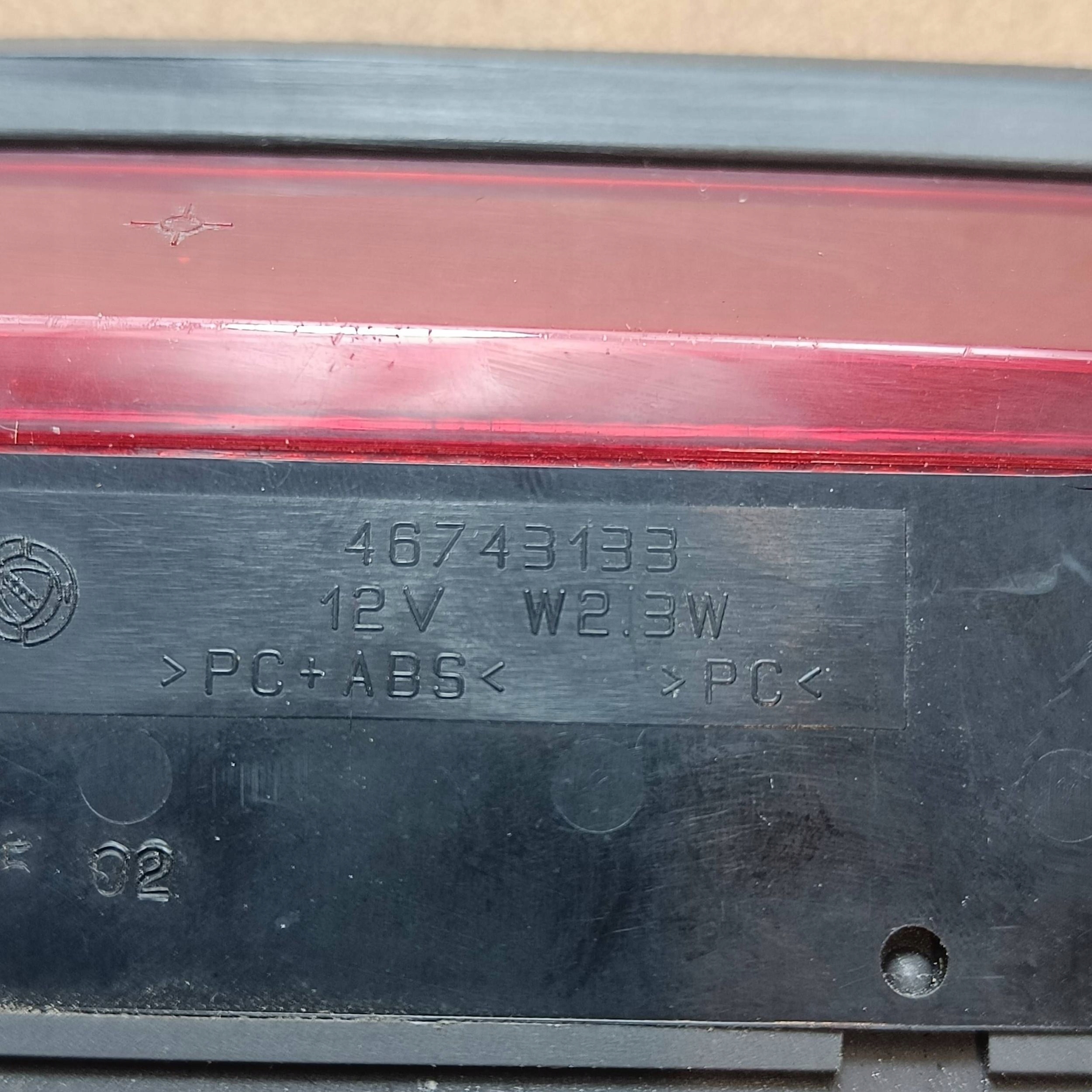 Alfa Romeo 147 dritte leuchte stop