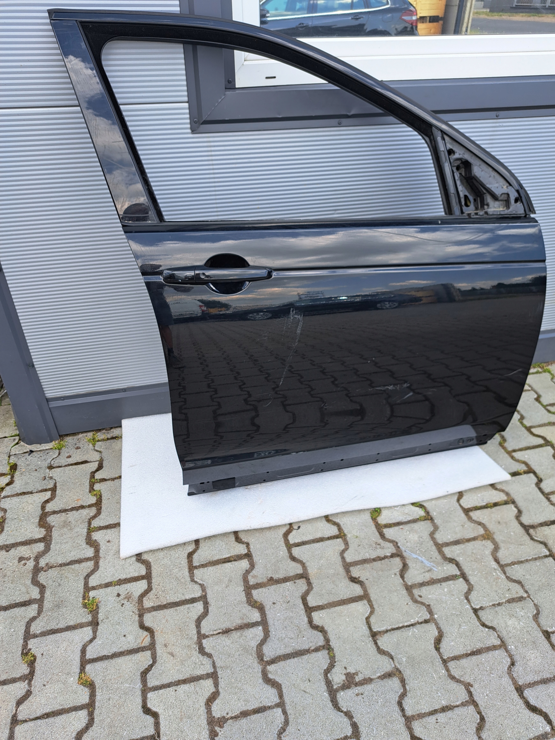 DRZWI PRZÓD PRAWE LAND ROVER DISCOVERY SPORT