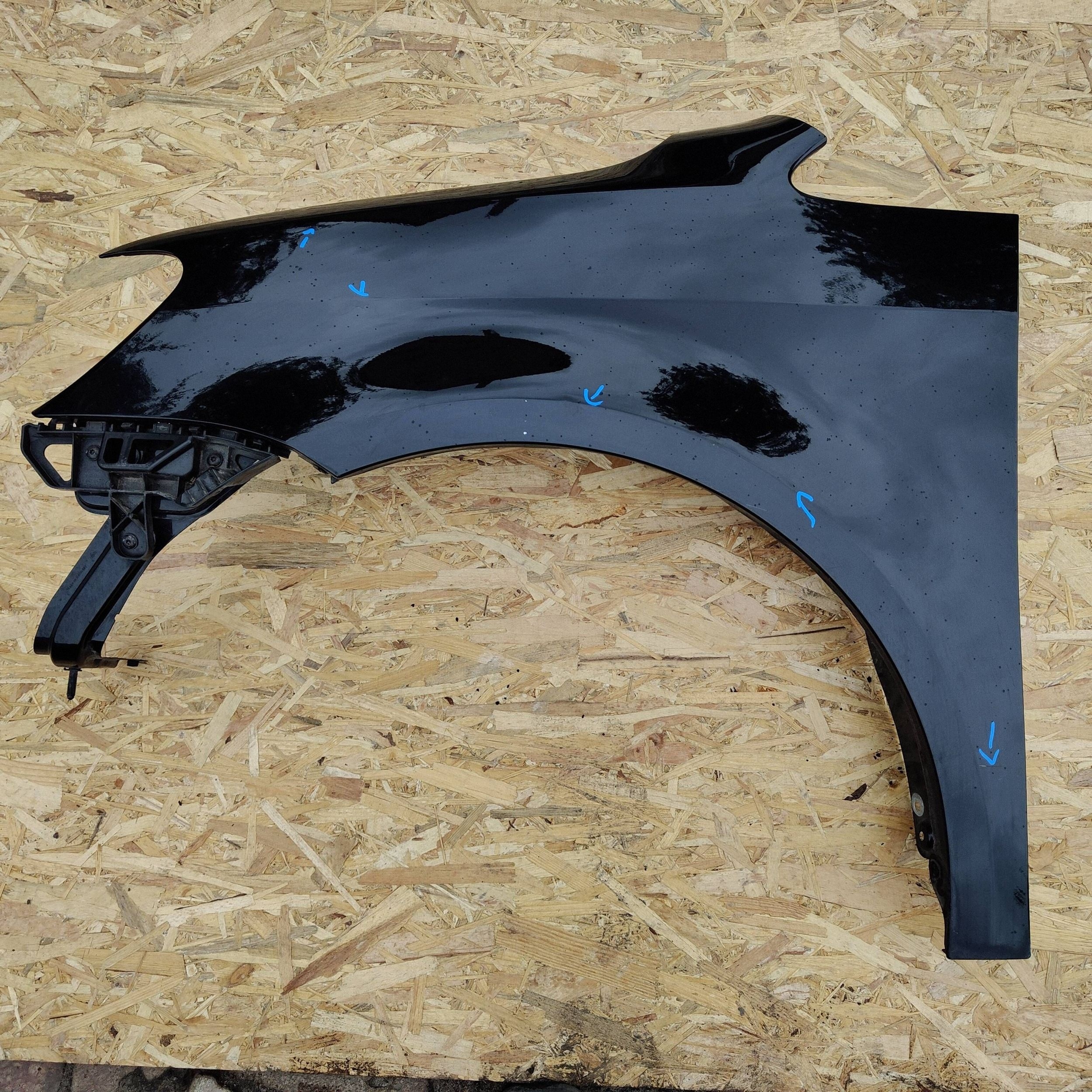 Volkswagen Touran II 1T fender left front front