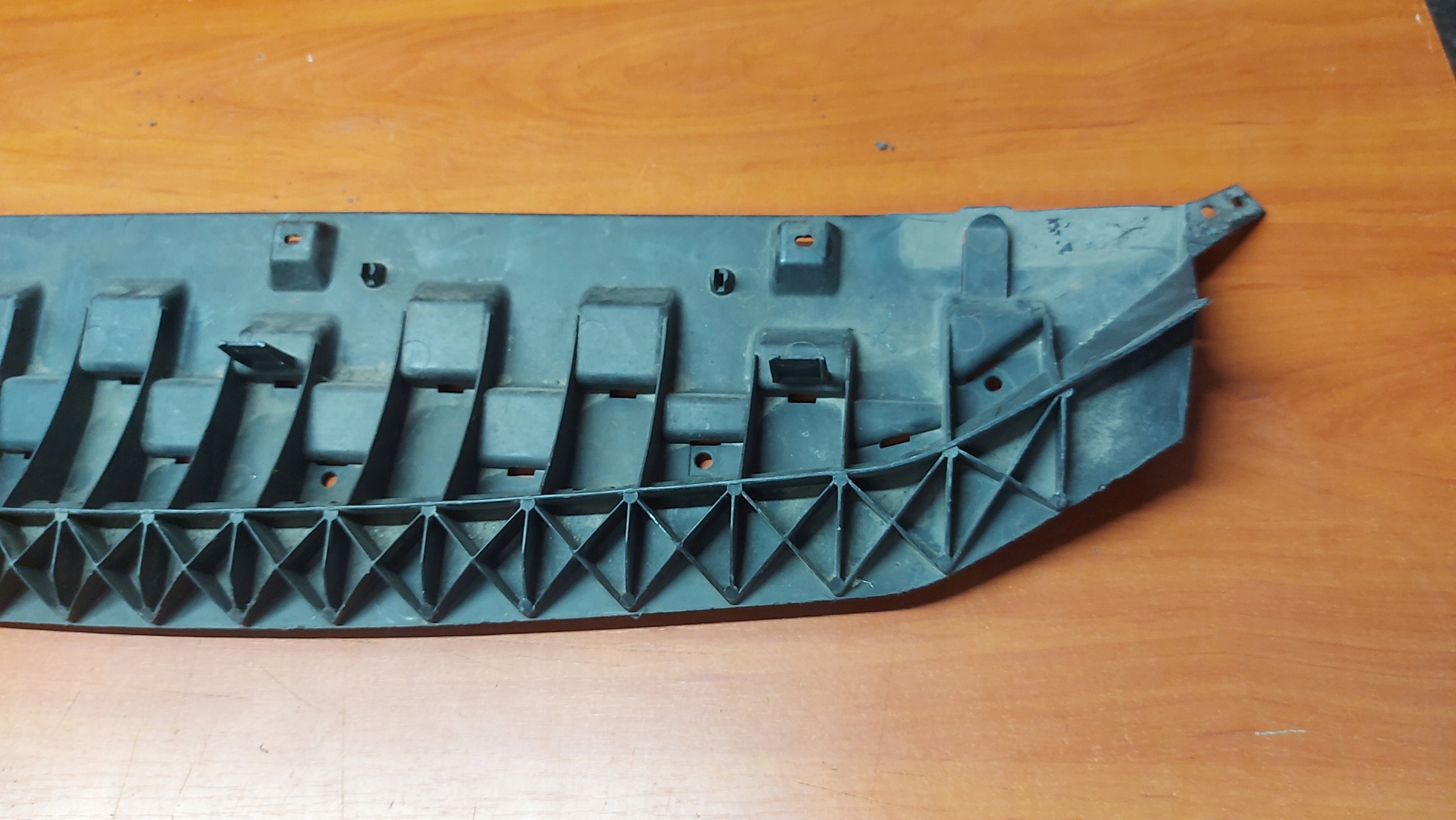 ABSORBER cover below bumper SKODA OCTAVIA III 12