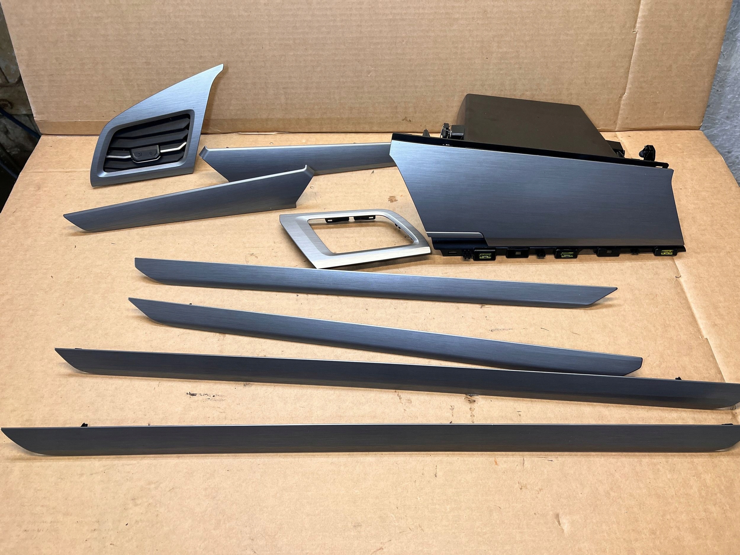 vw T7 MULTIVAN 7T0 европа молдинг двери