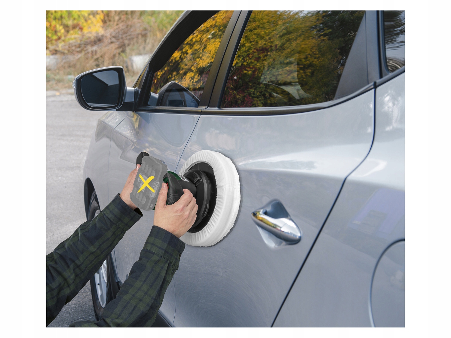 PARKSIDE X20V POLERKA SAMOCHODOWA AKUMULATOROWA 20V 25 cm PPMA 20-li B2 Maksymalna prędkość obrotowa 3300 RPM