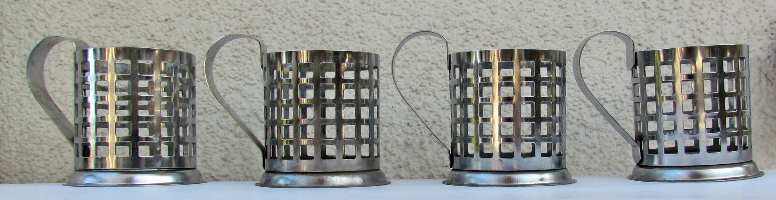 PRL, KOSZYCZKI METALOWE DO SZKLANEK- 4 sztuki, PIĘKNE