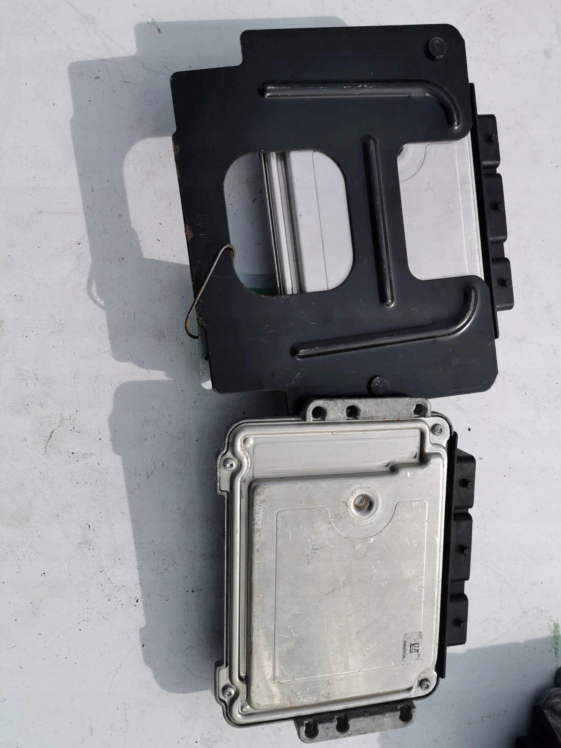 PEUGEOT PARTNER 1.6D 0281013872 9653958980 computer
