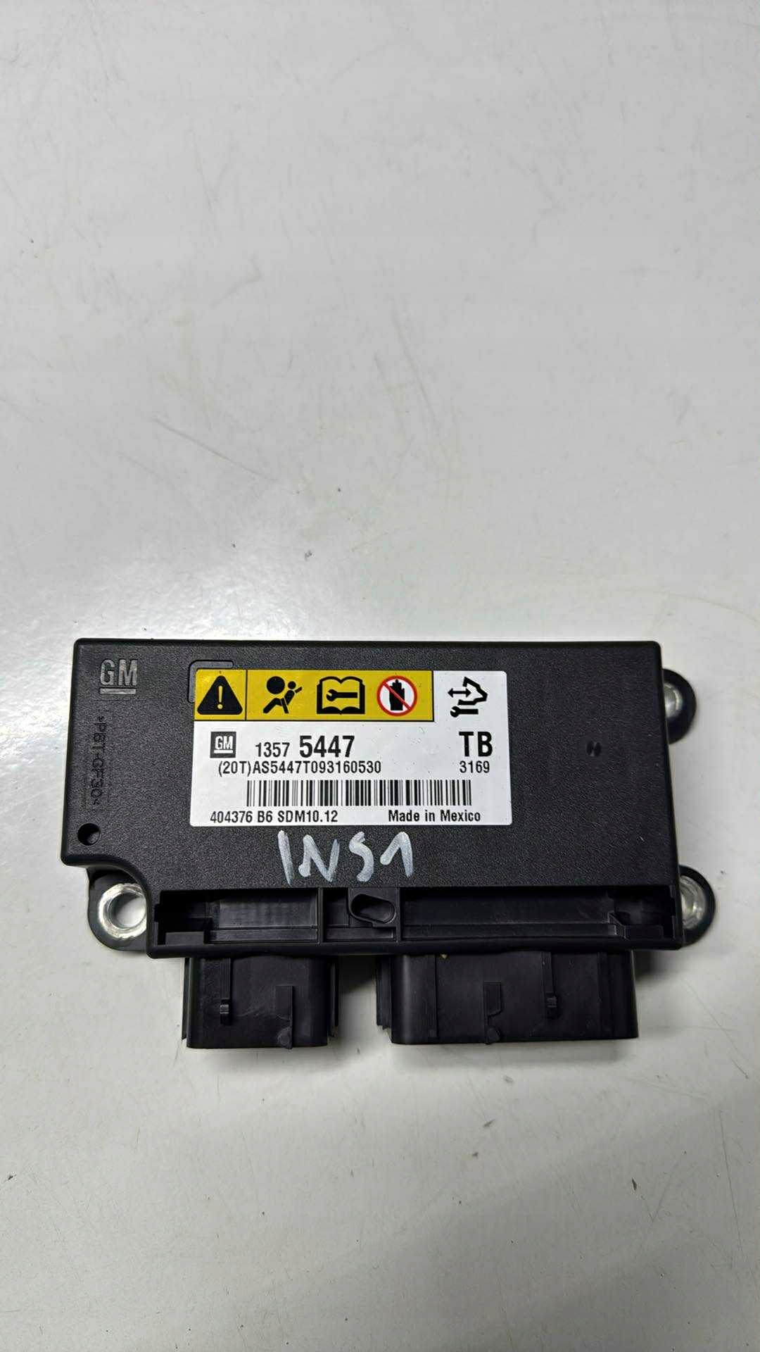 modulo airbag airbag sensor srs 13575447 OPEL INSIGNIA A