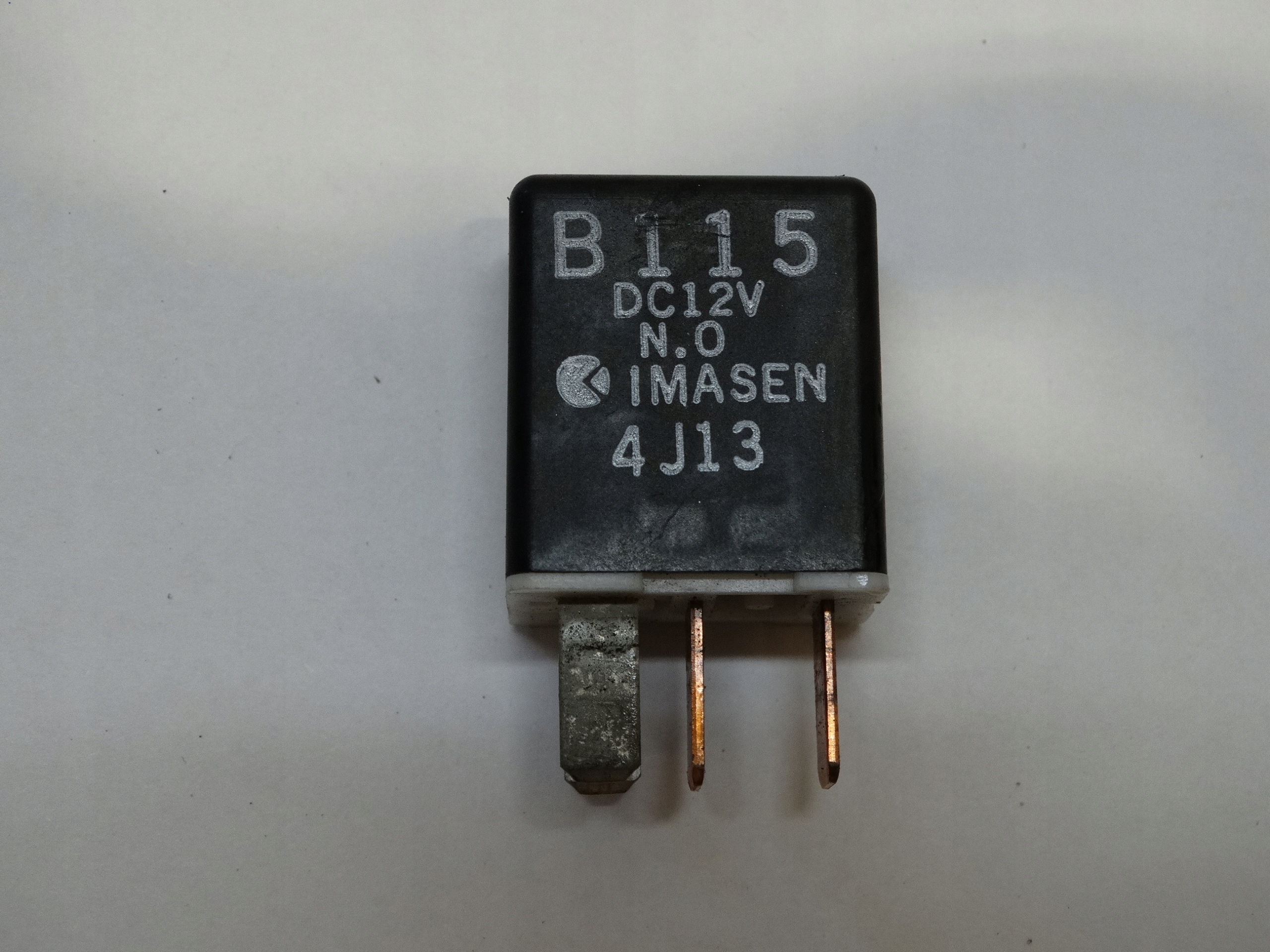 Relais IMASEN B115 DC12V MAZDA 4J13