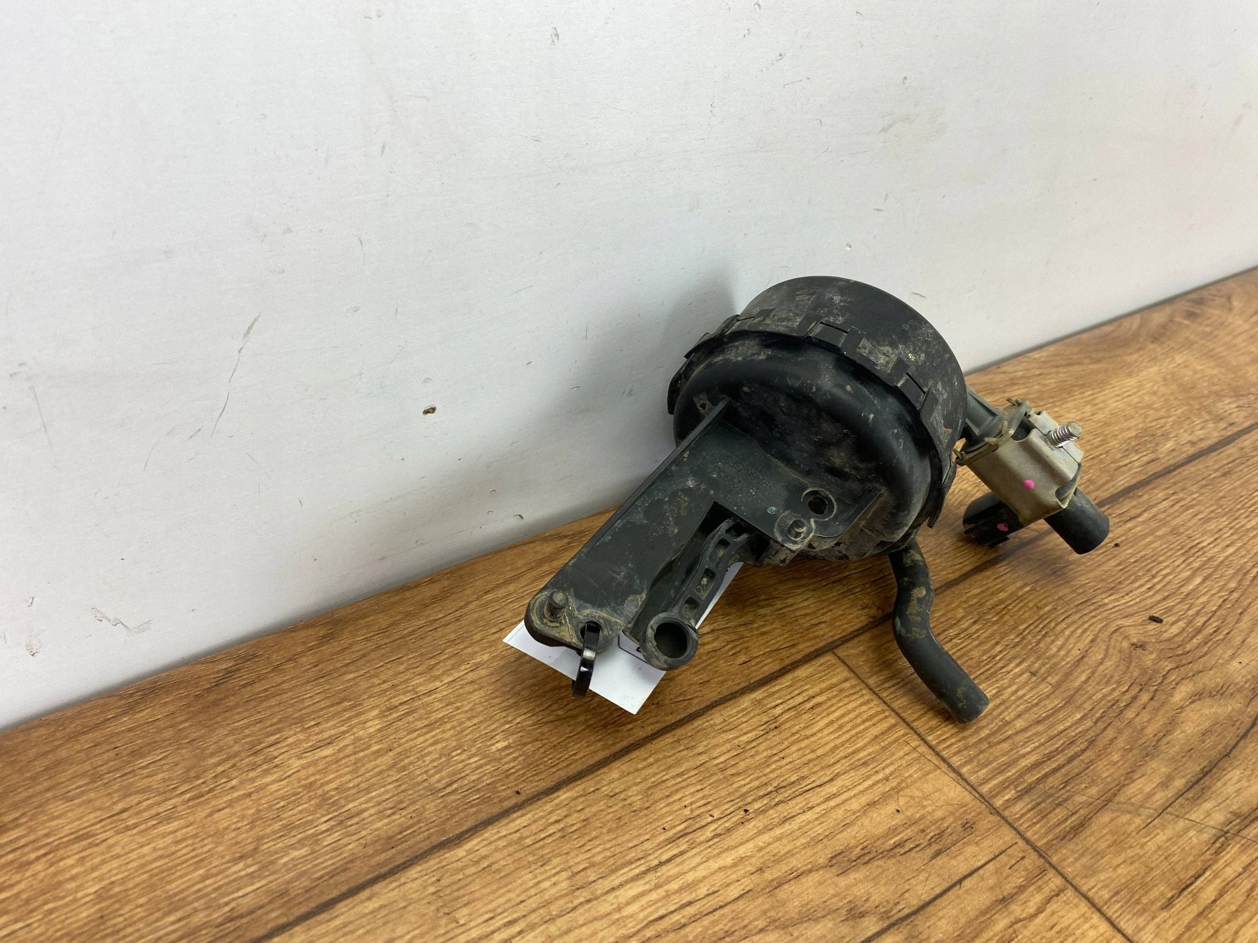 regulator amortizer usisne grane 5.0 V8 Ford F150 2015+
