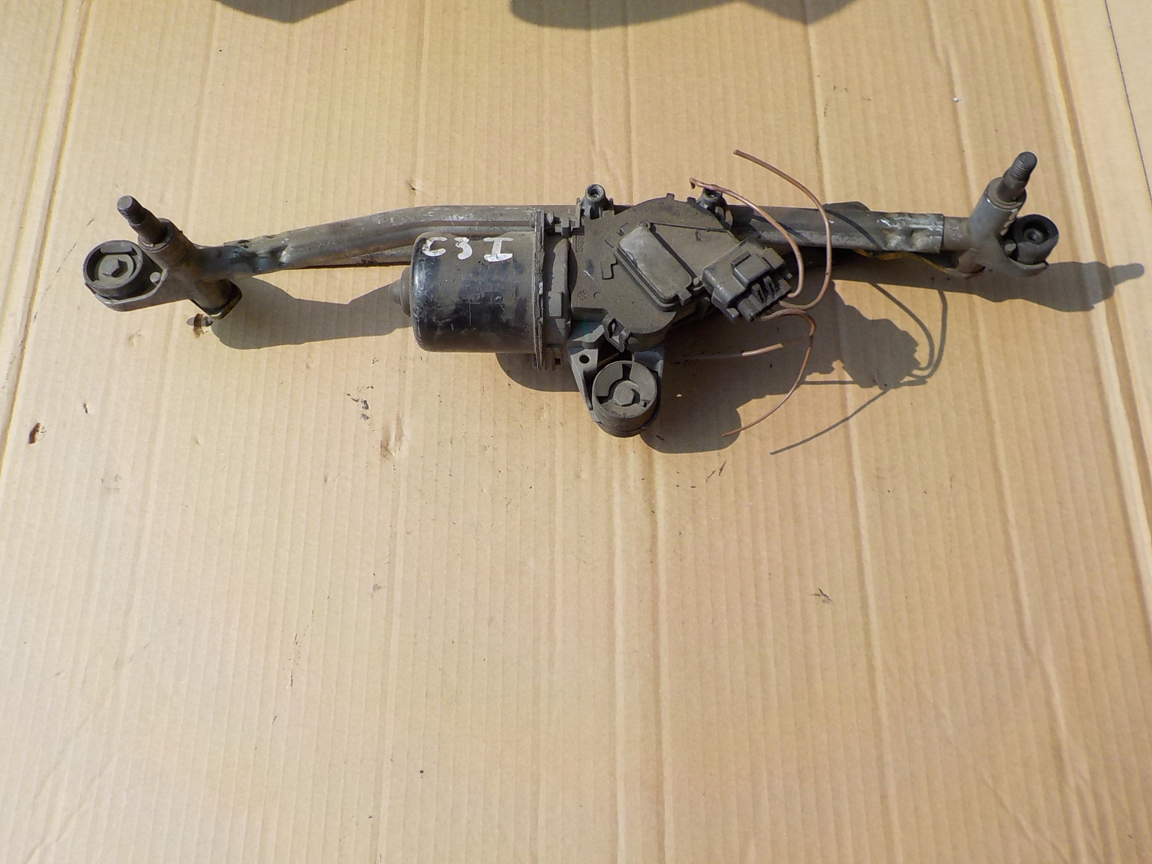 wiper mechanism front citroen c3 and 2005r