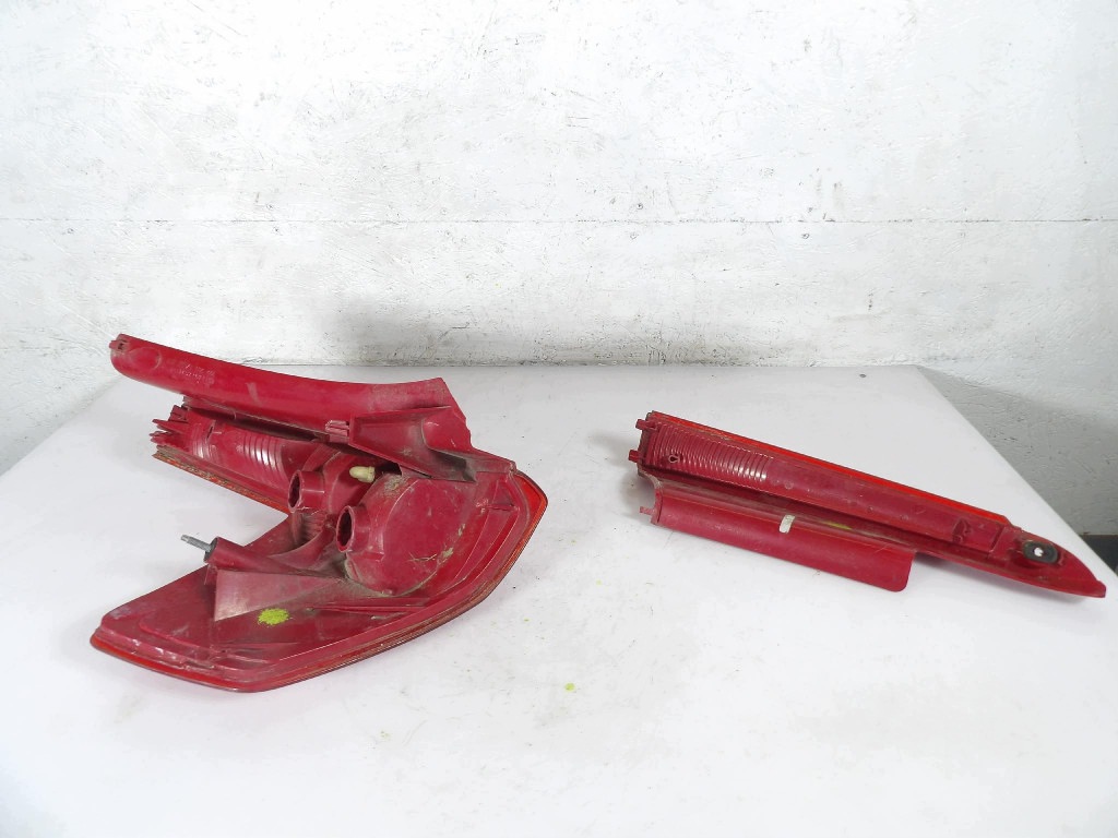 CITROEN C4 and LIFT light rear part right 9655863980