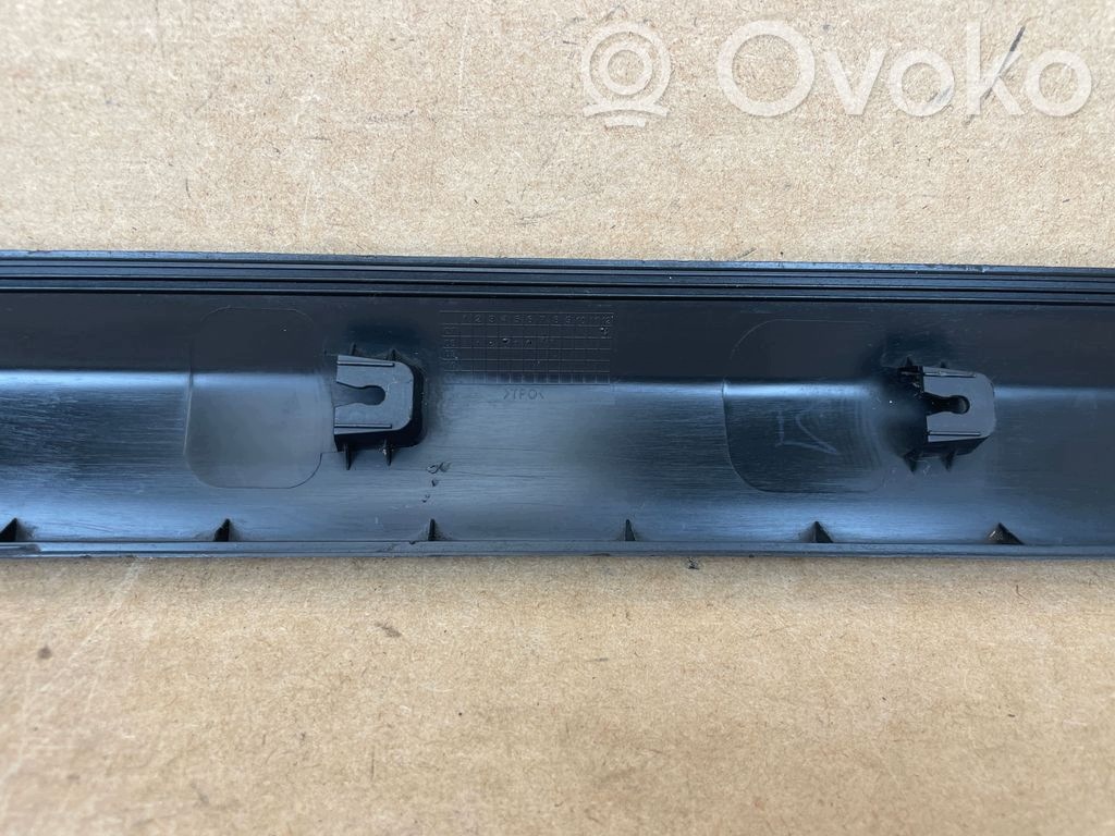 moulding cap door right front HYUNDAI SANTA FE II CM 2006-2012