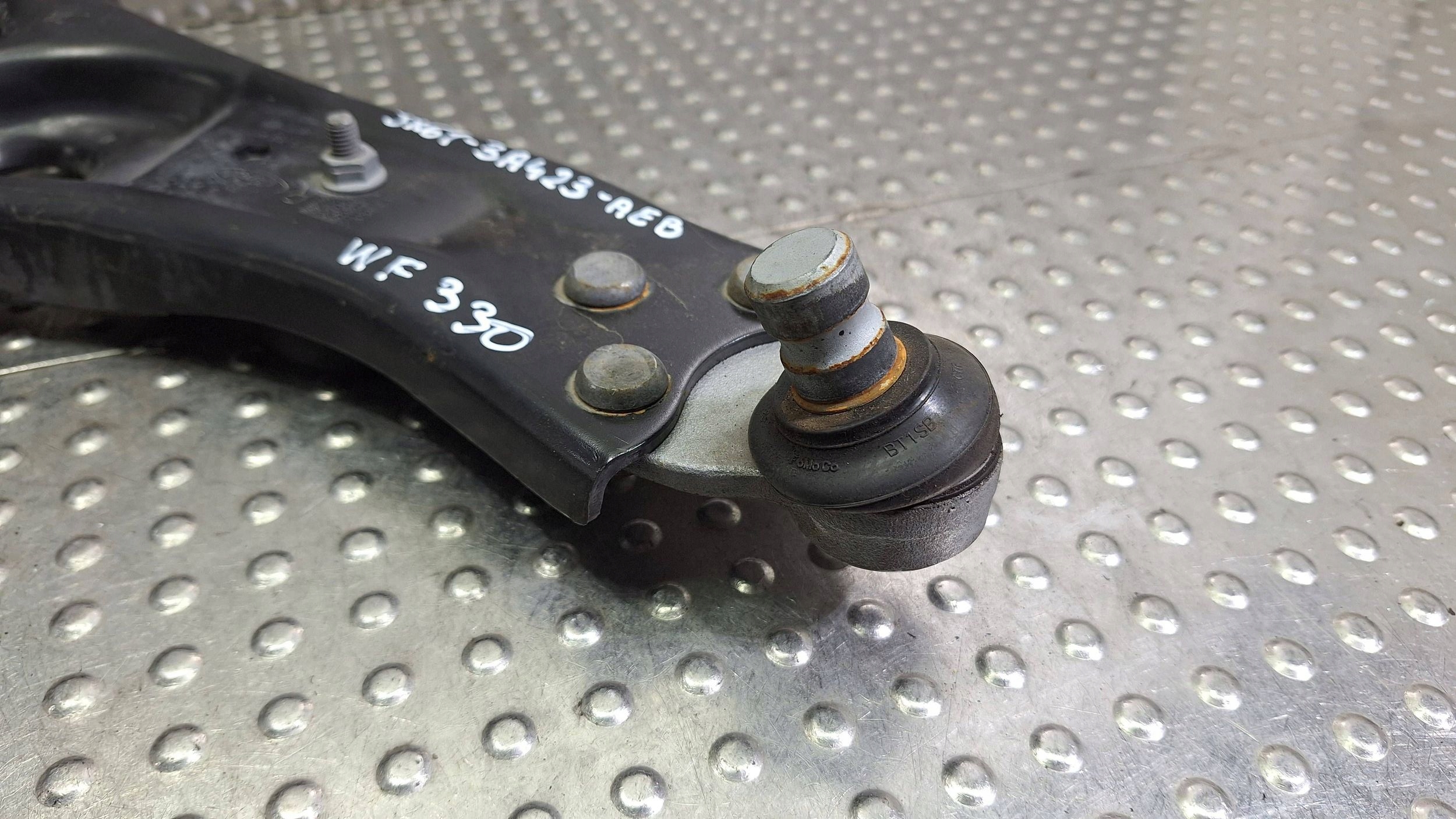 arm right front JX61-3A423-AEB FORD FOCUS MK4