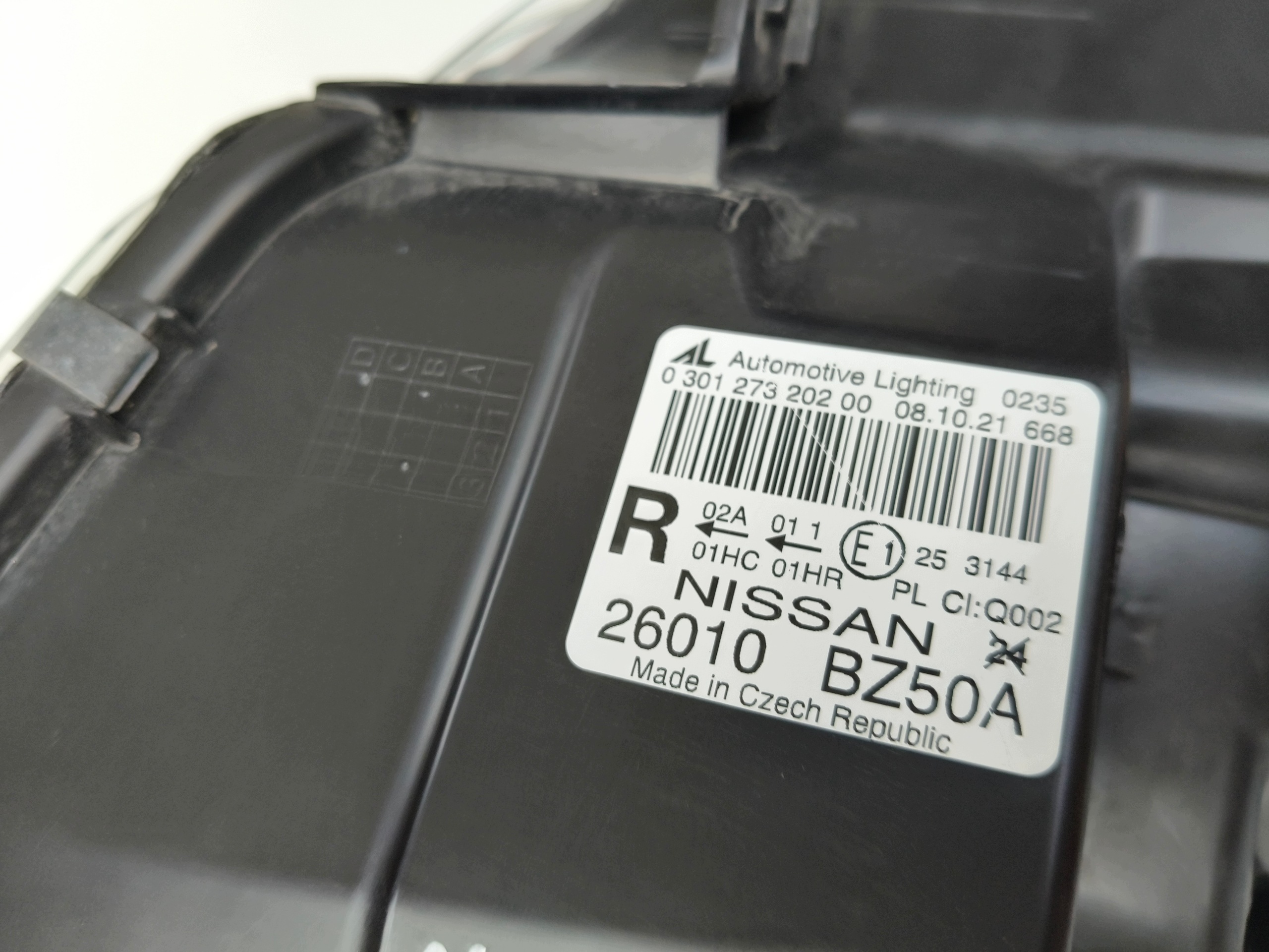 feu droit REFLEKTOR NISSAN NV400 11