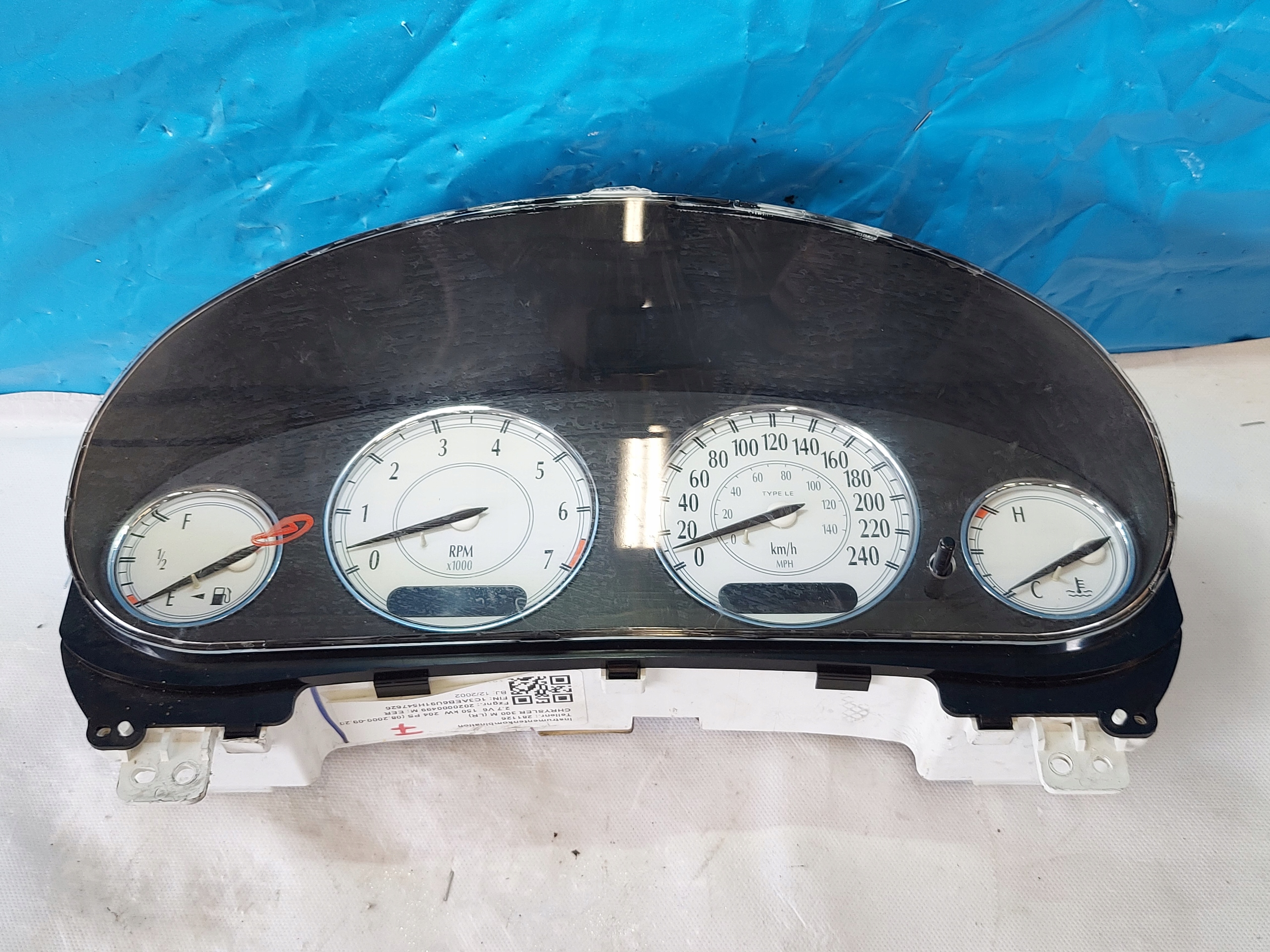dials clock CHRYSLER 300 M 2.7 V6 TN2574105780